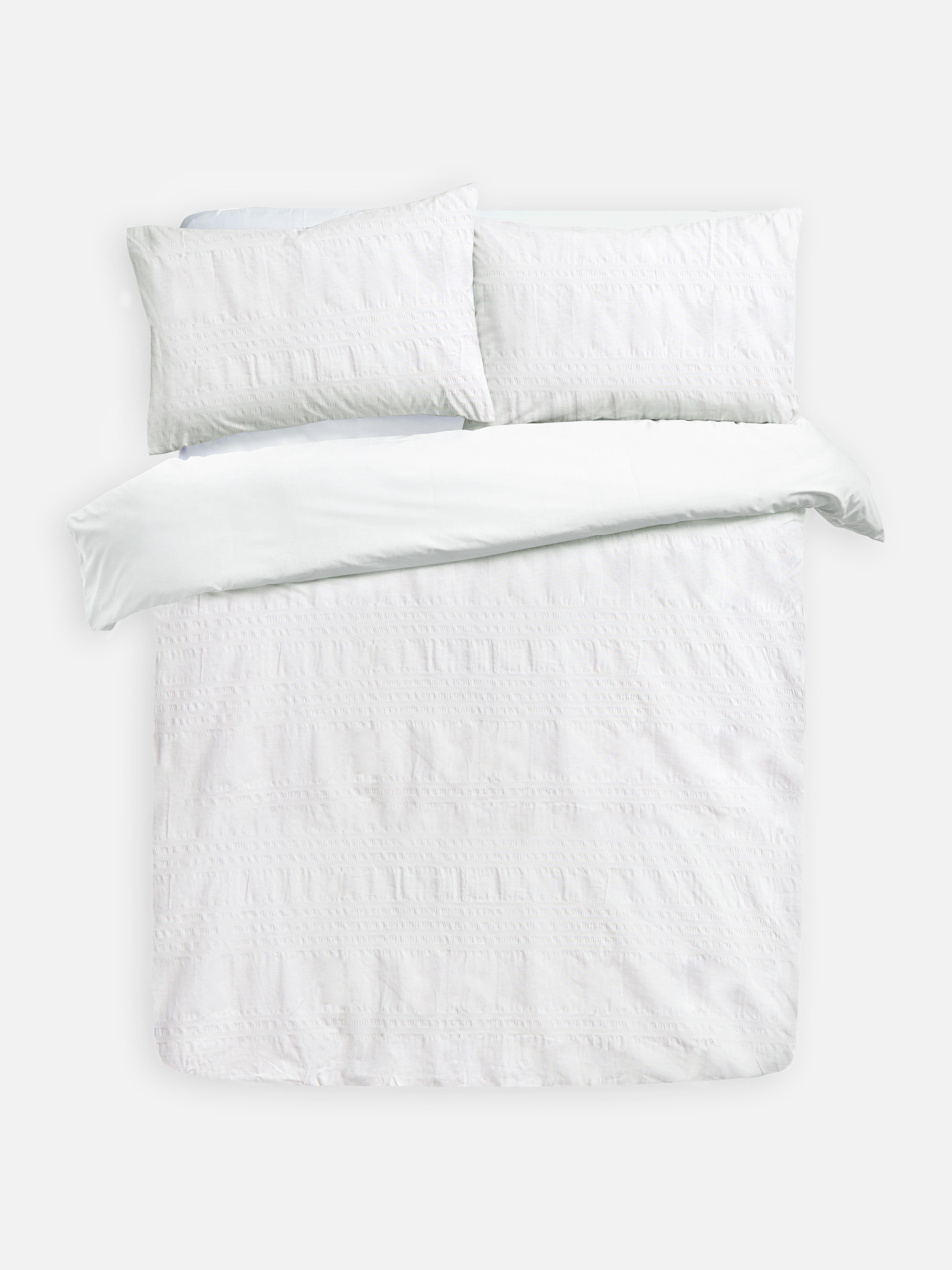 Seersucker King Sized Duvet Cover Set