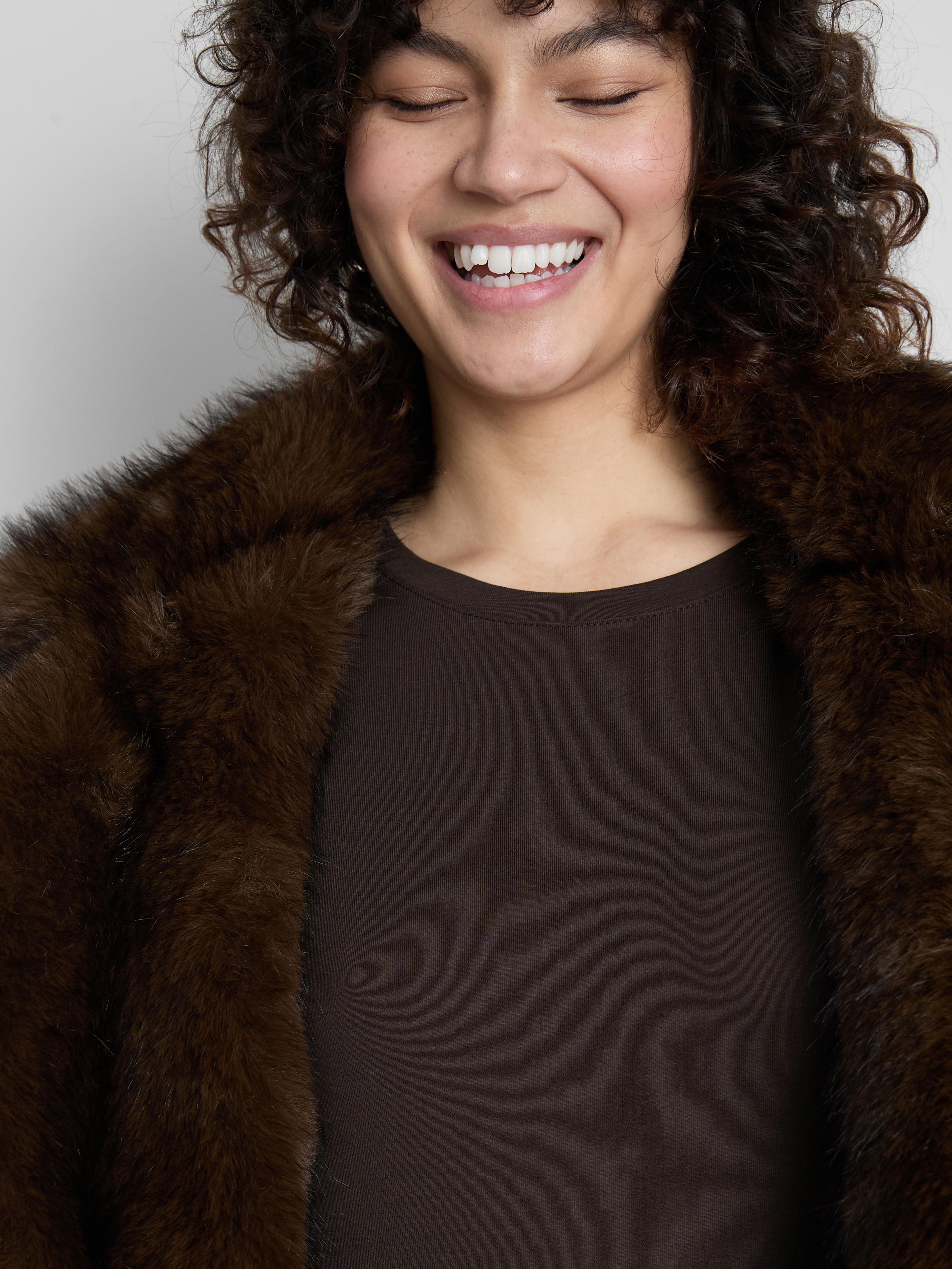 Women's Chocolate Stretch Crew Neck Top