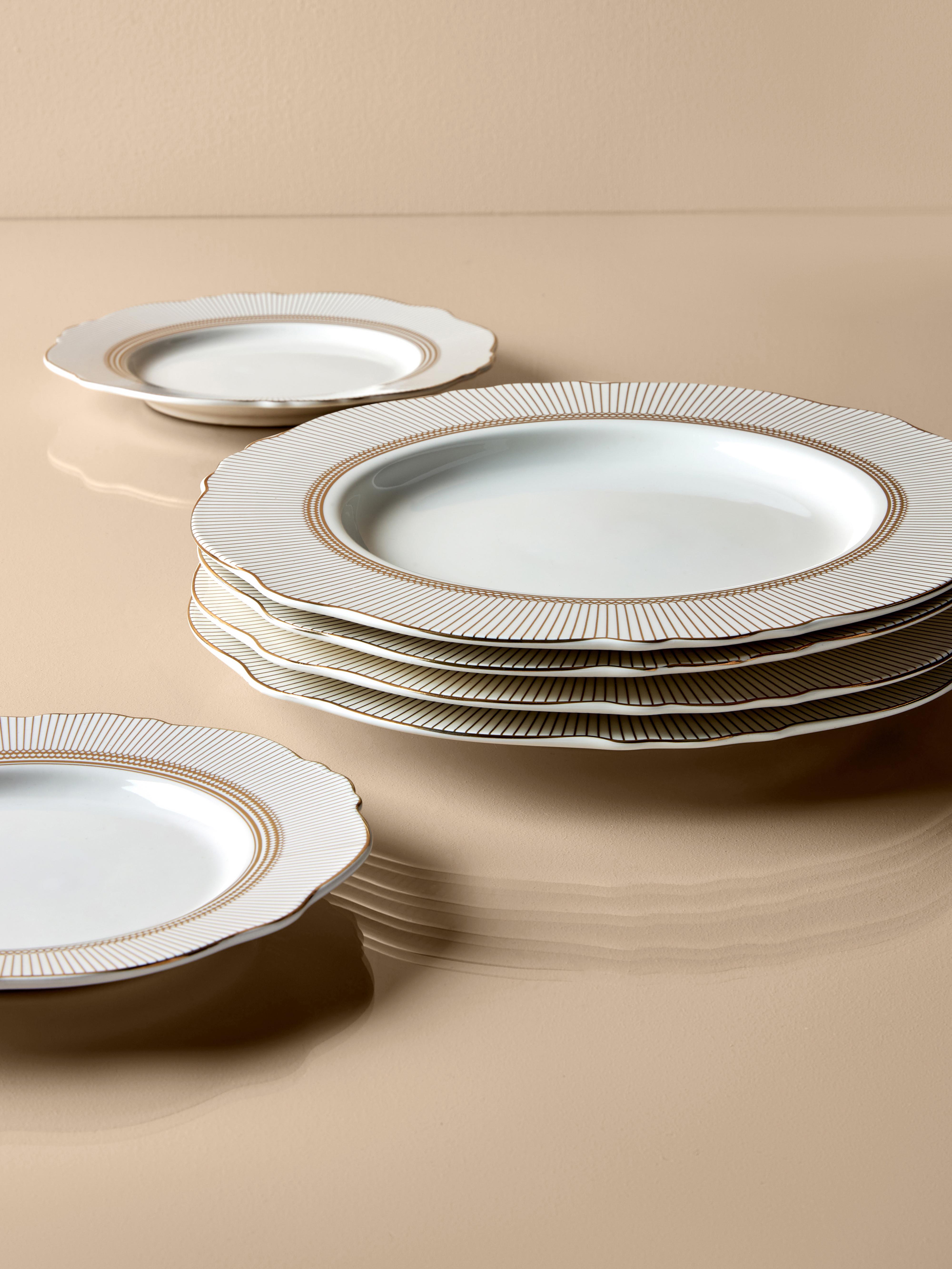 „The Edit“ Essteller im Art-déco-Design