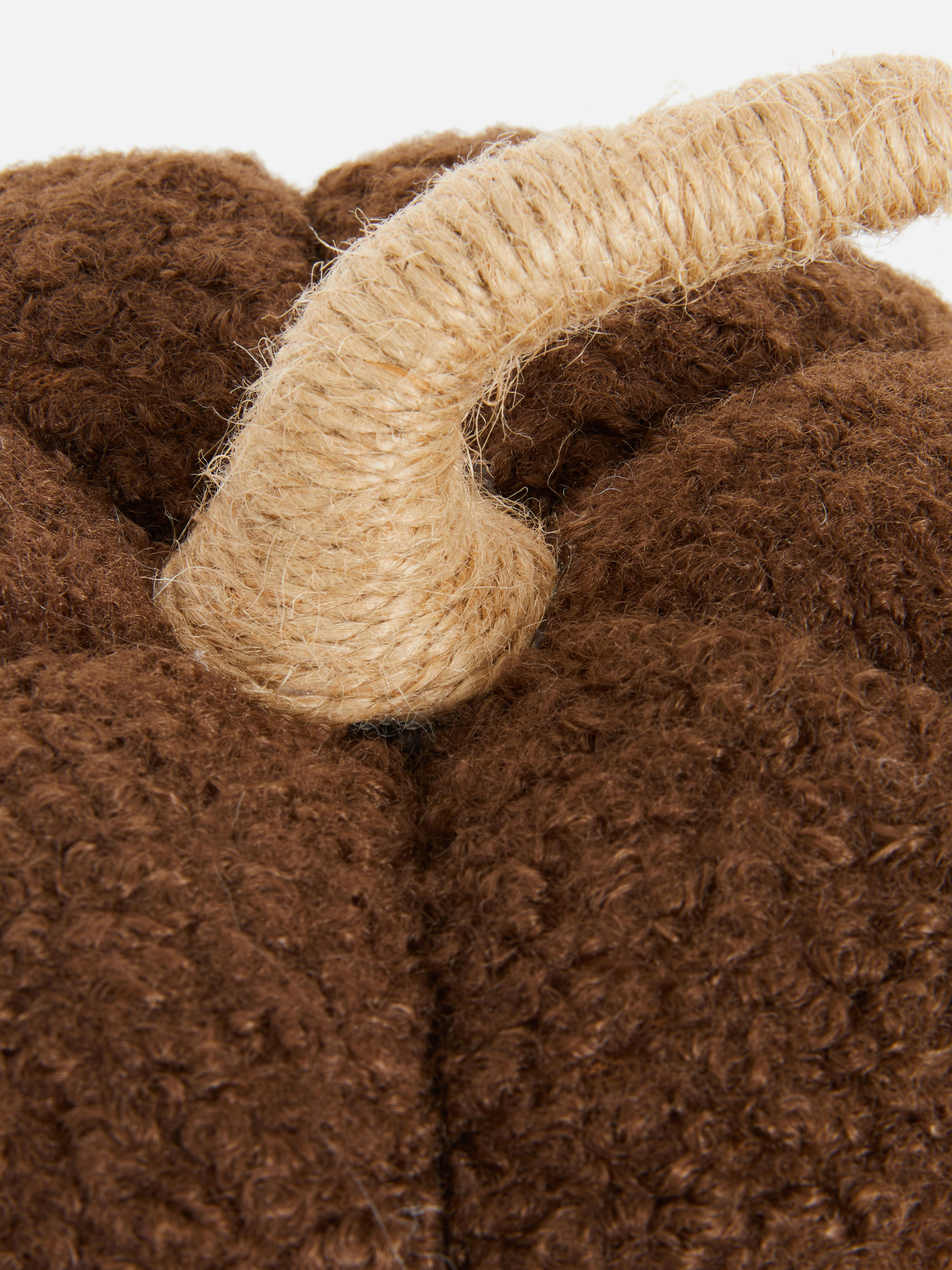Kleiner Kürbis aus Bouclé