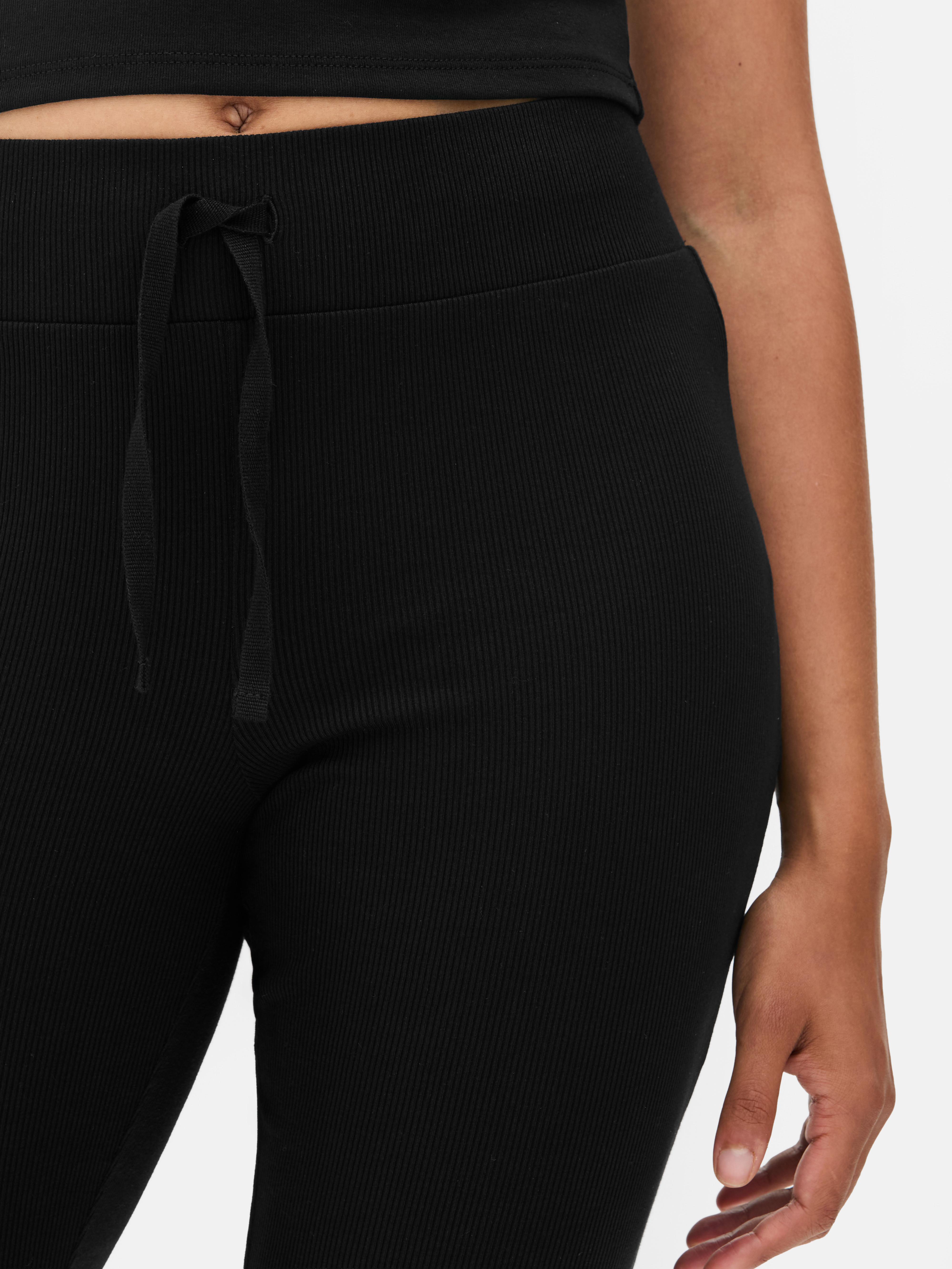 Leggings acanalados de campana