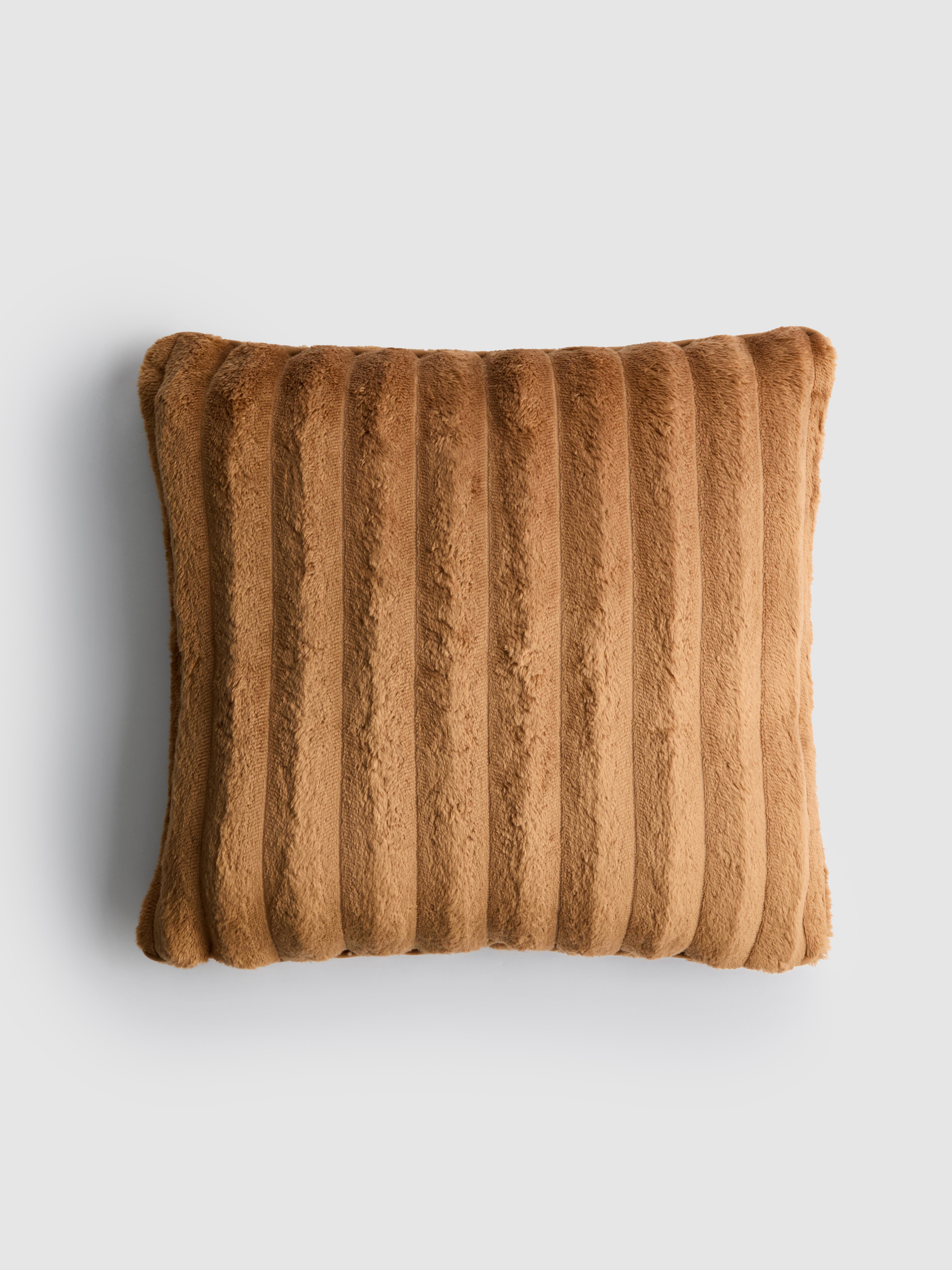 2pk Wide Ribbed Cushions
