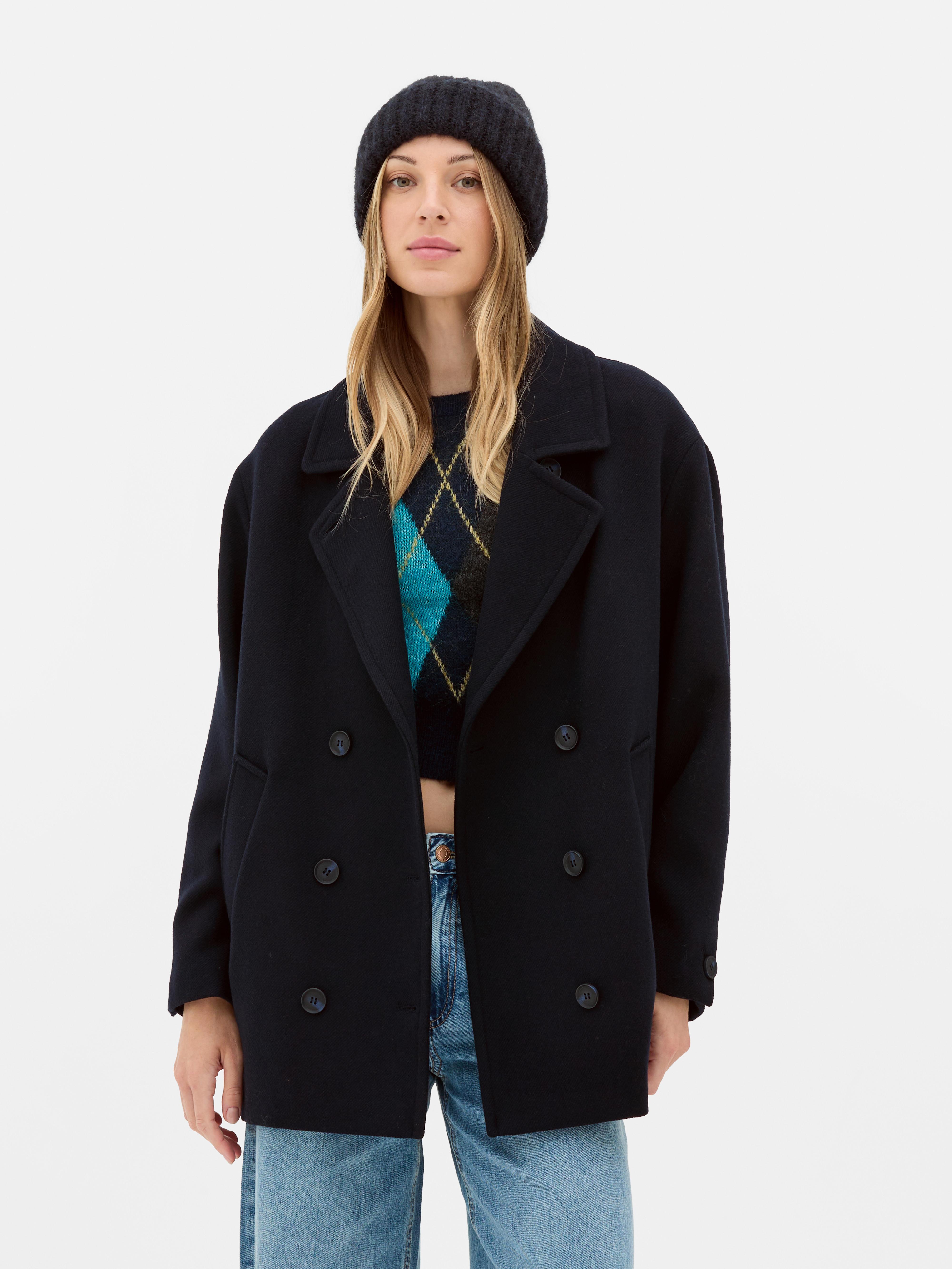 Chaquetón marinero con doble botonadura de Rita Ora