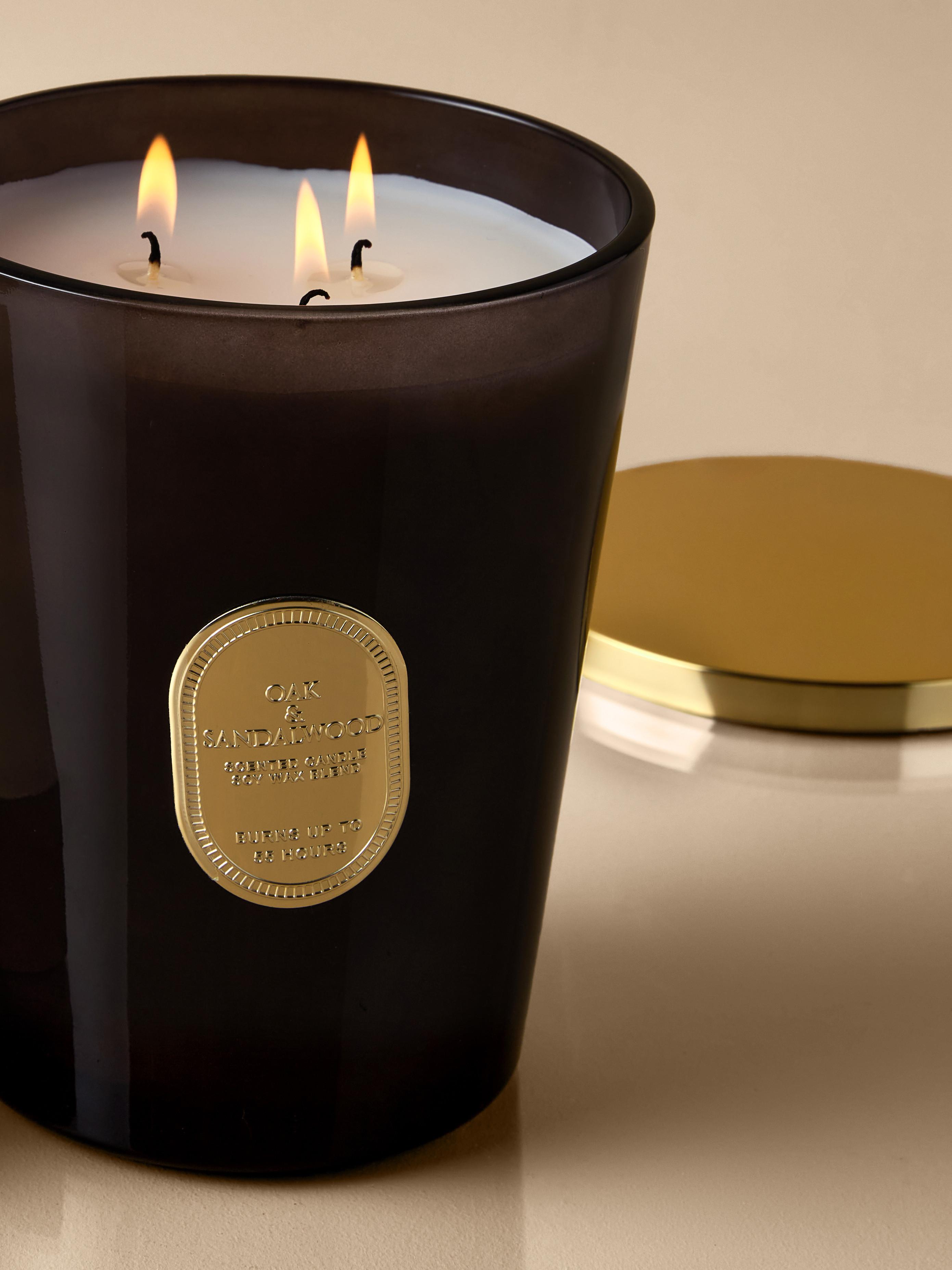 Vela aromática grande de The Edit