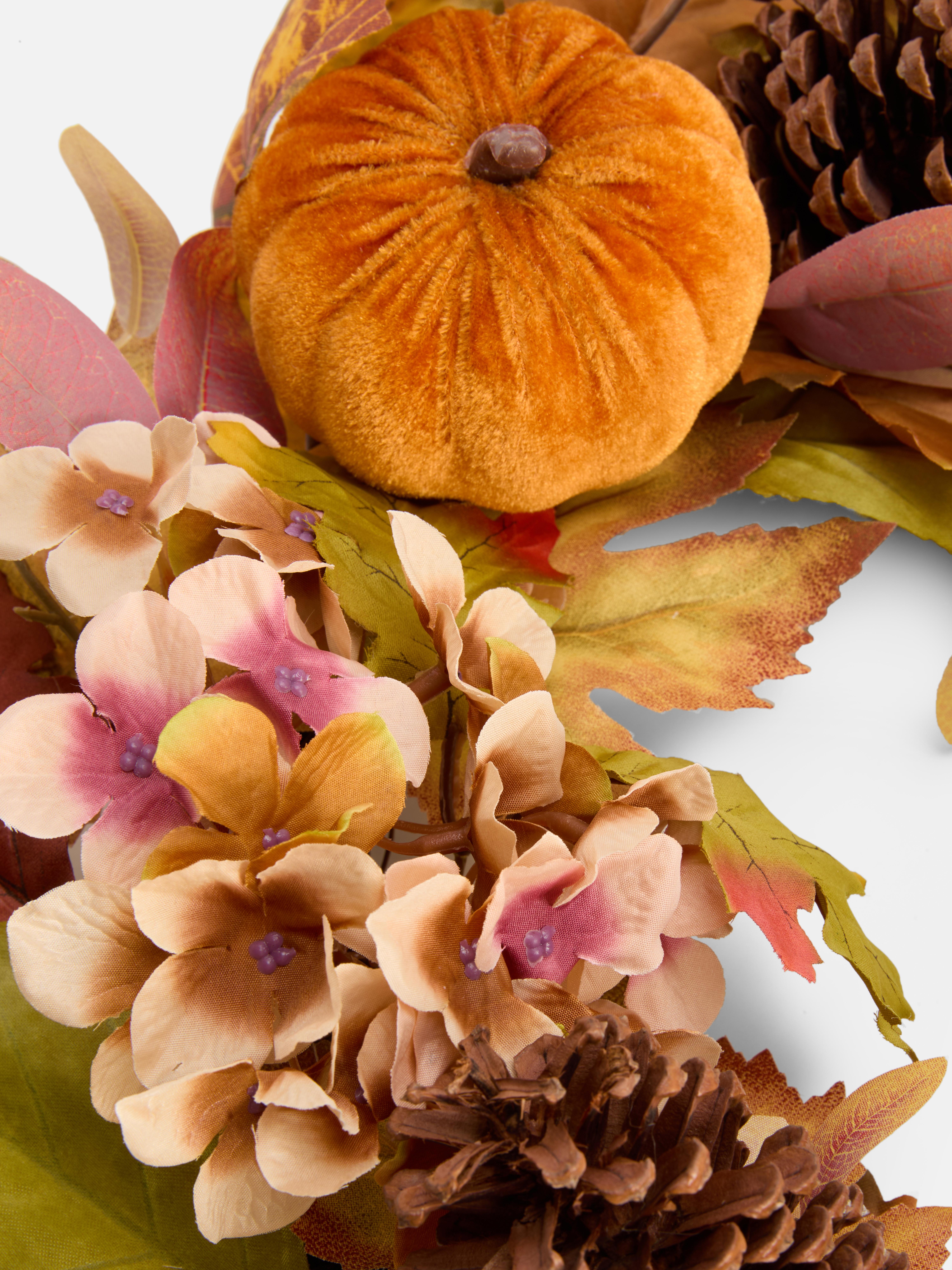 Couronne de feuilles d'automne