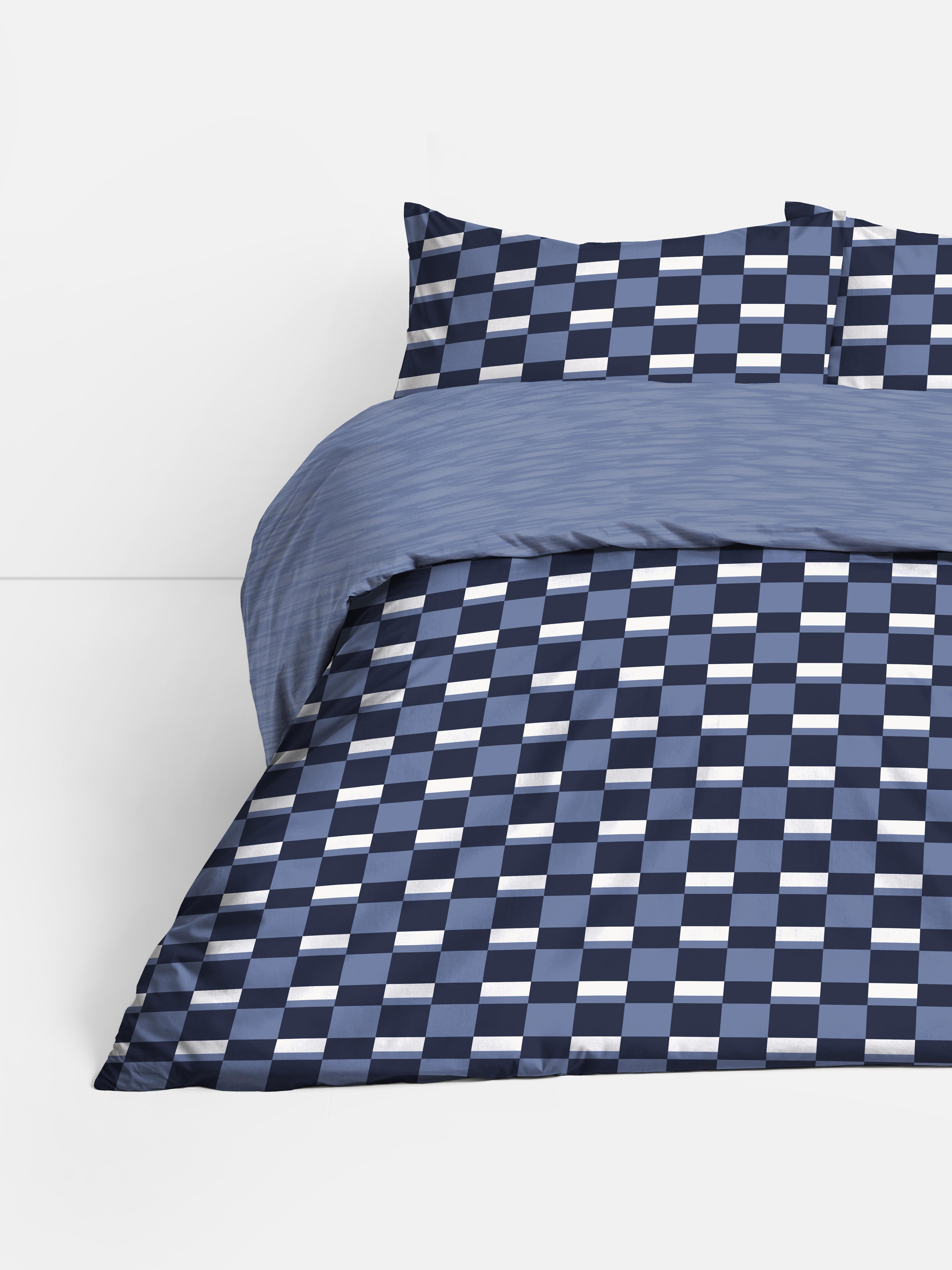 Geometric Check Double Bedding Set