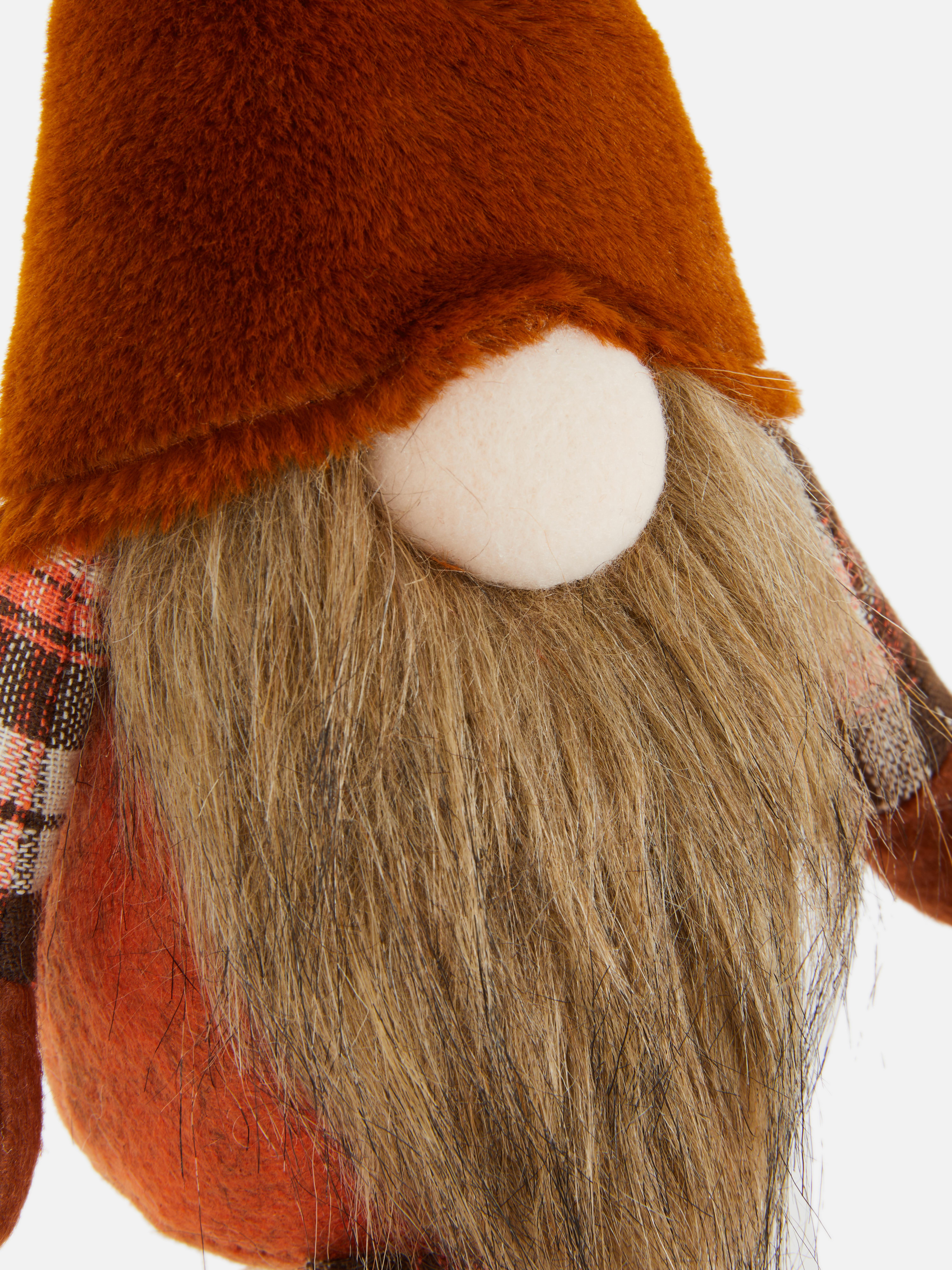 Herbstliche, sitzende Regaldeko im Gonk-Design