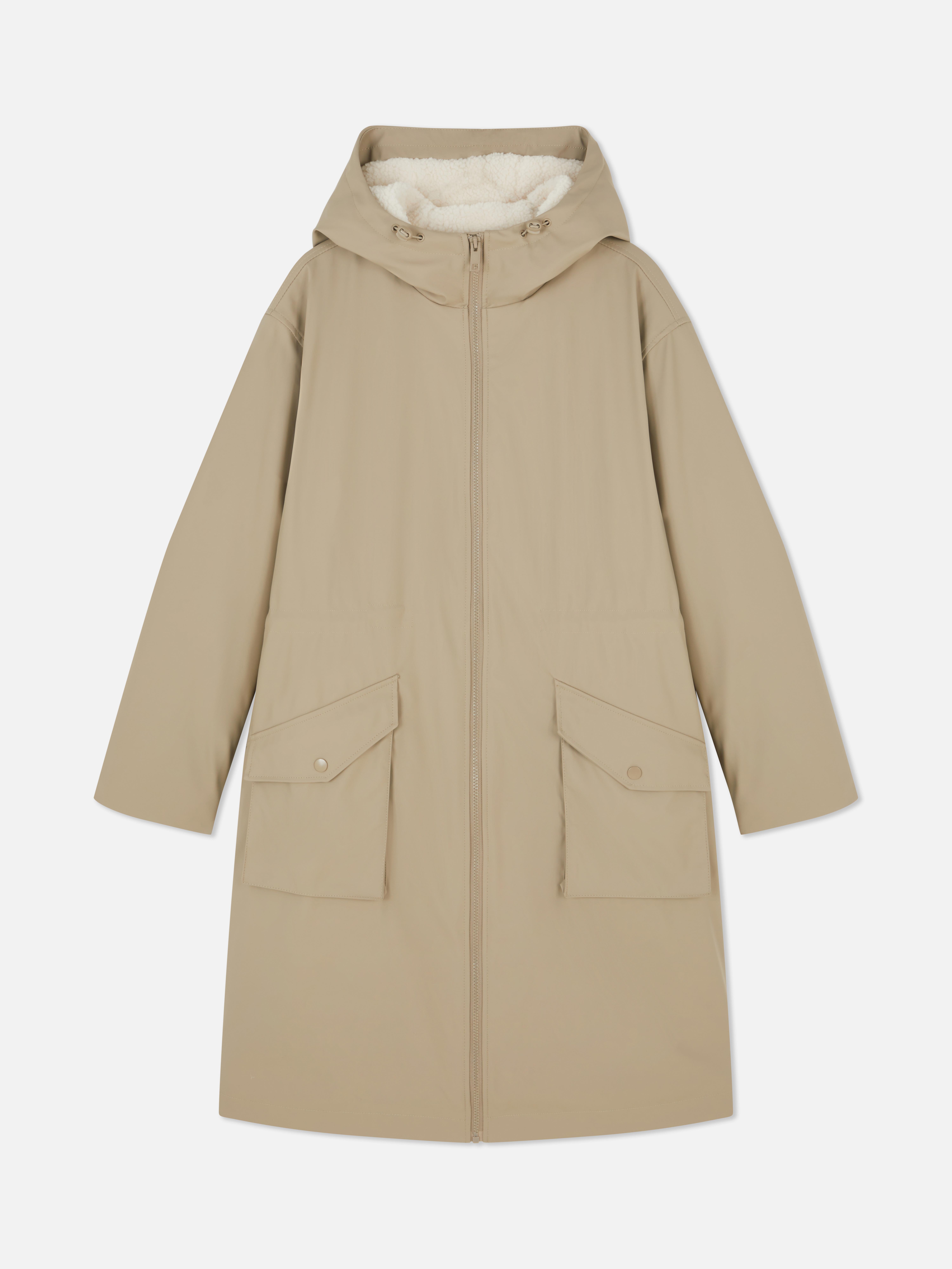 Lange Regenjacke mit Borgfutter