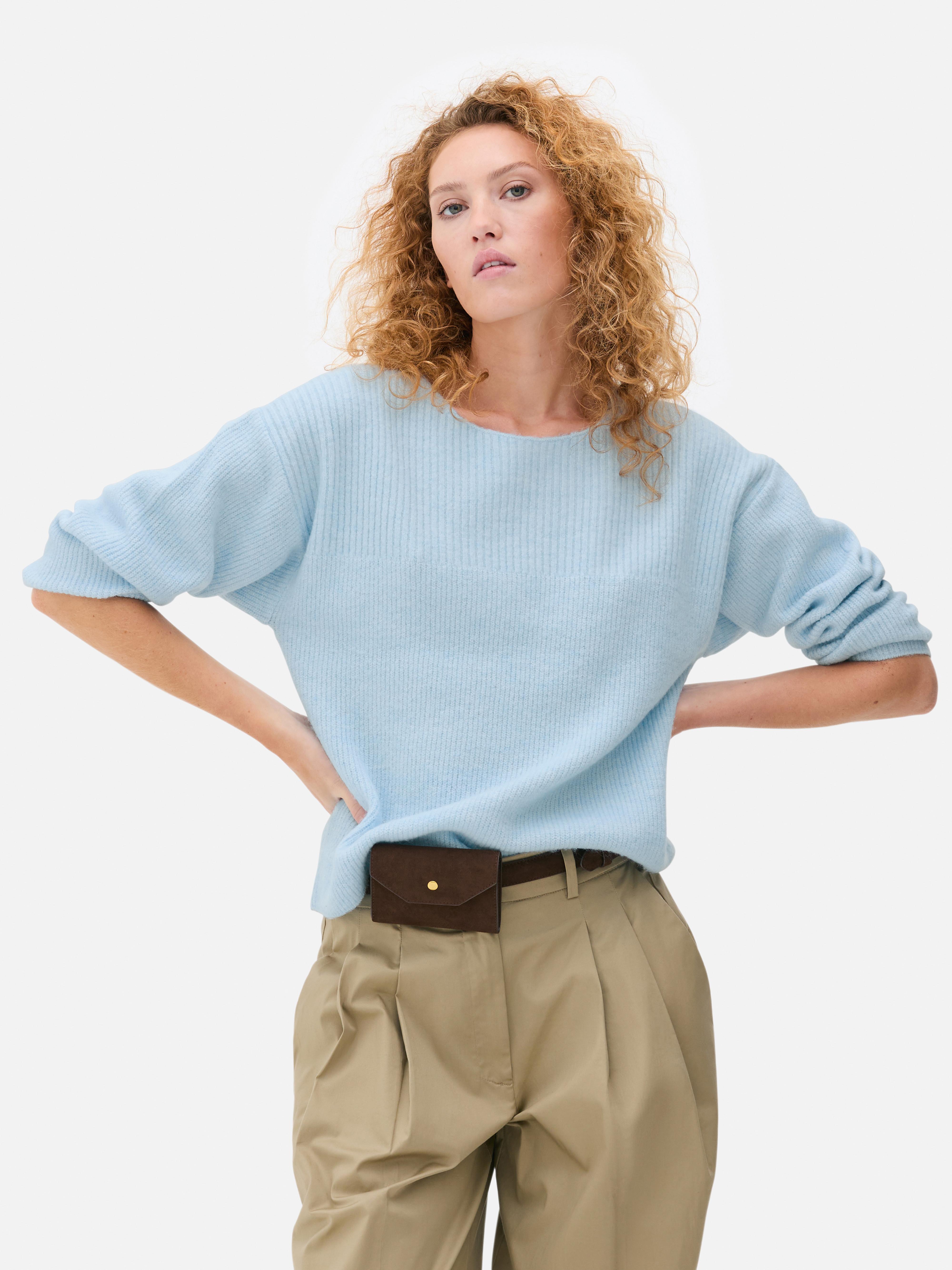 Gerippter Pullover mit U-Boot-Ausschnitt