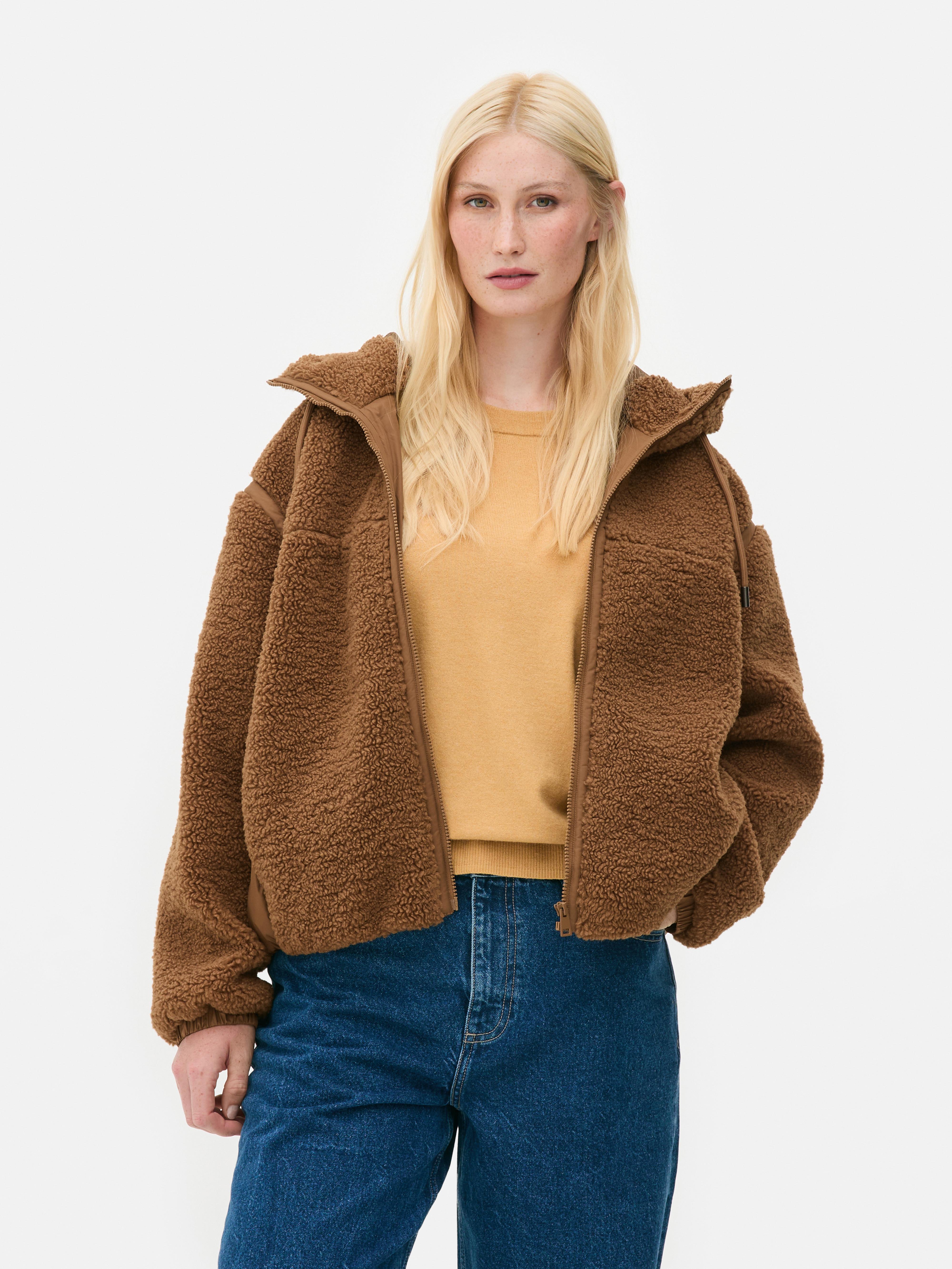 Sudadera de borrego con capucha y acolchado