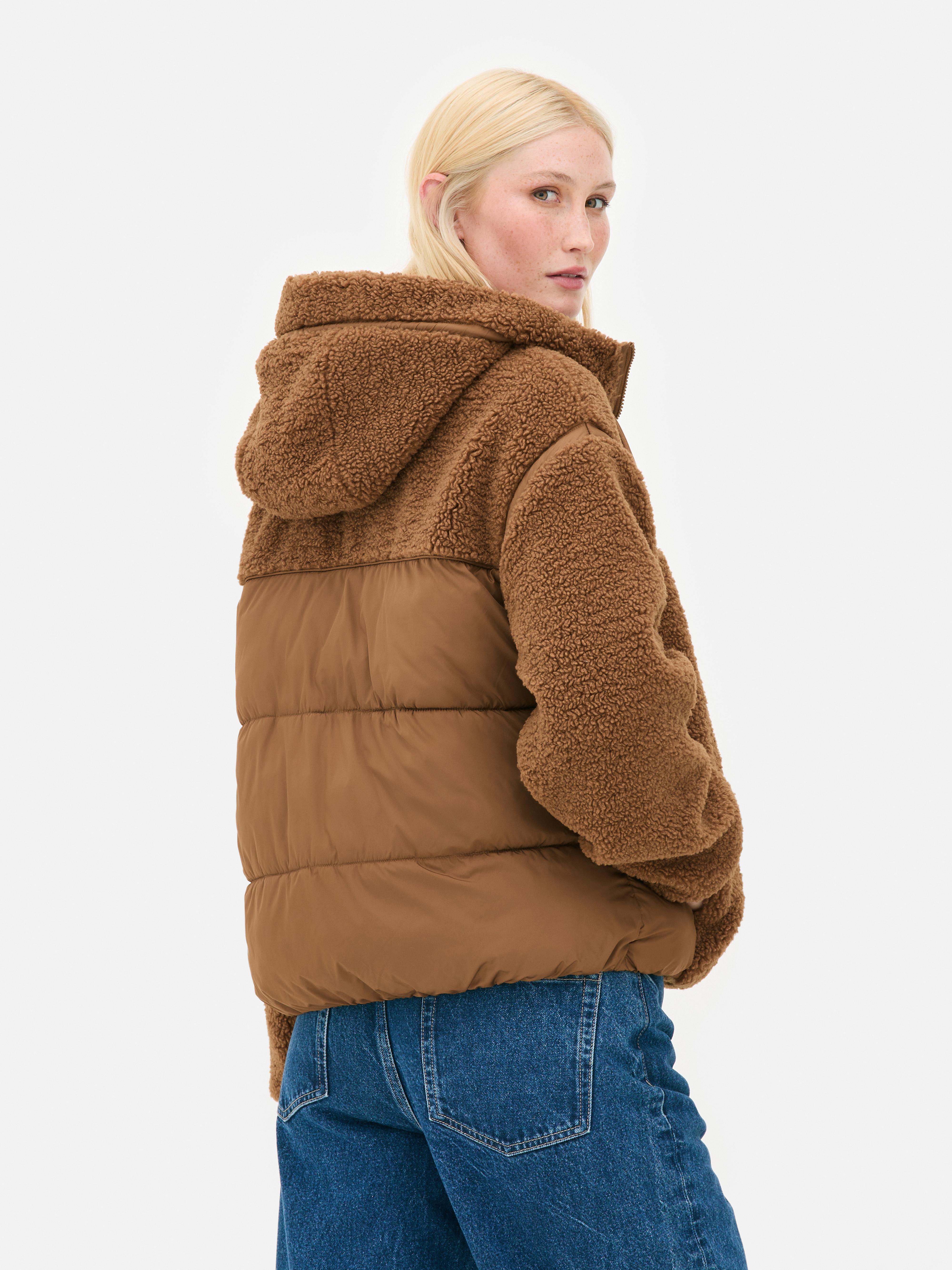 Sudadera de borrego con capucha y acolchado