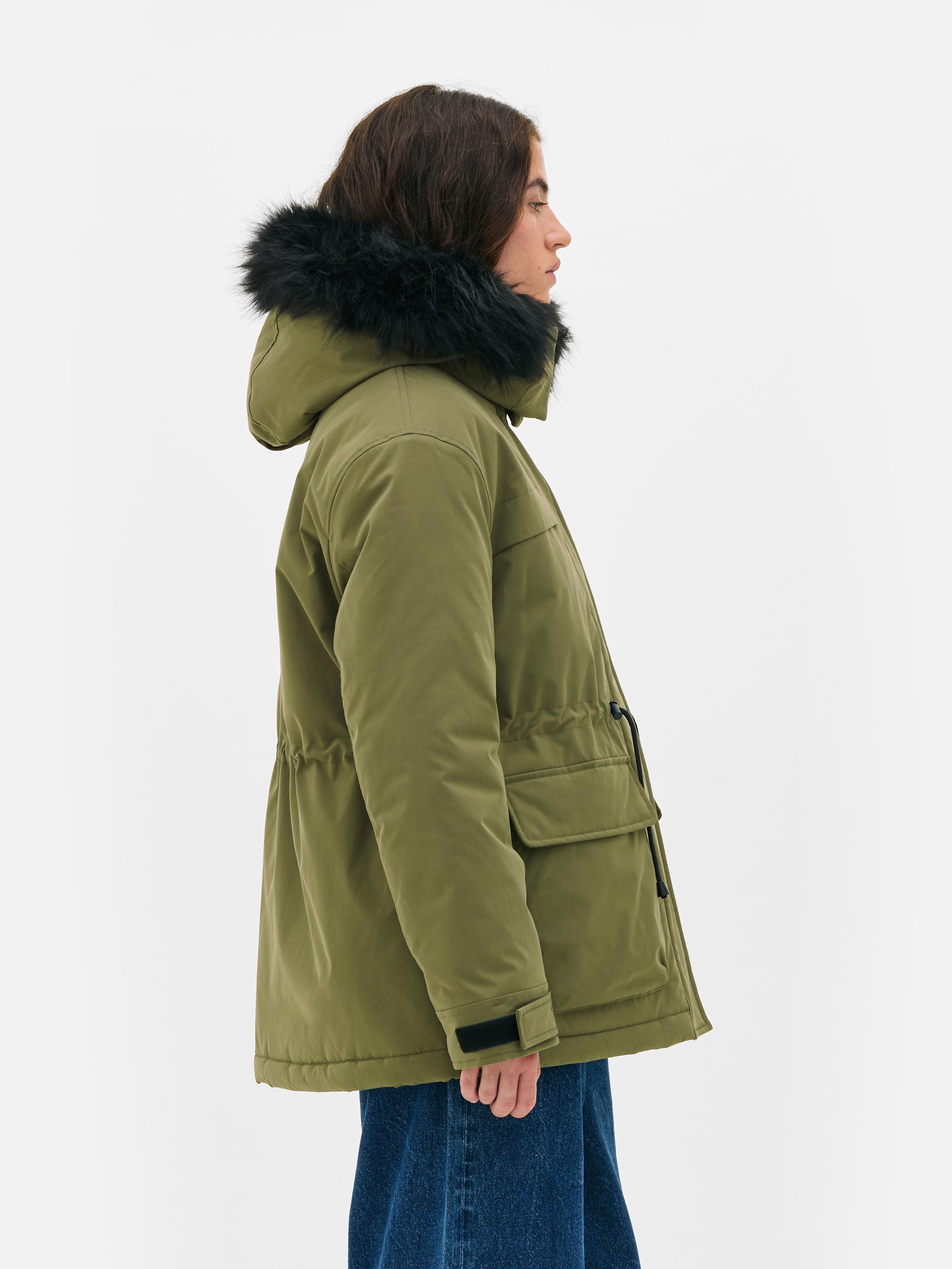 Parka s kapucí