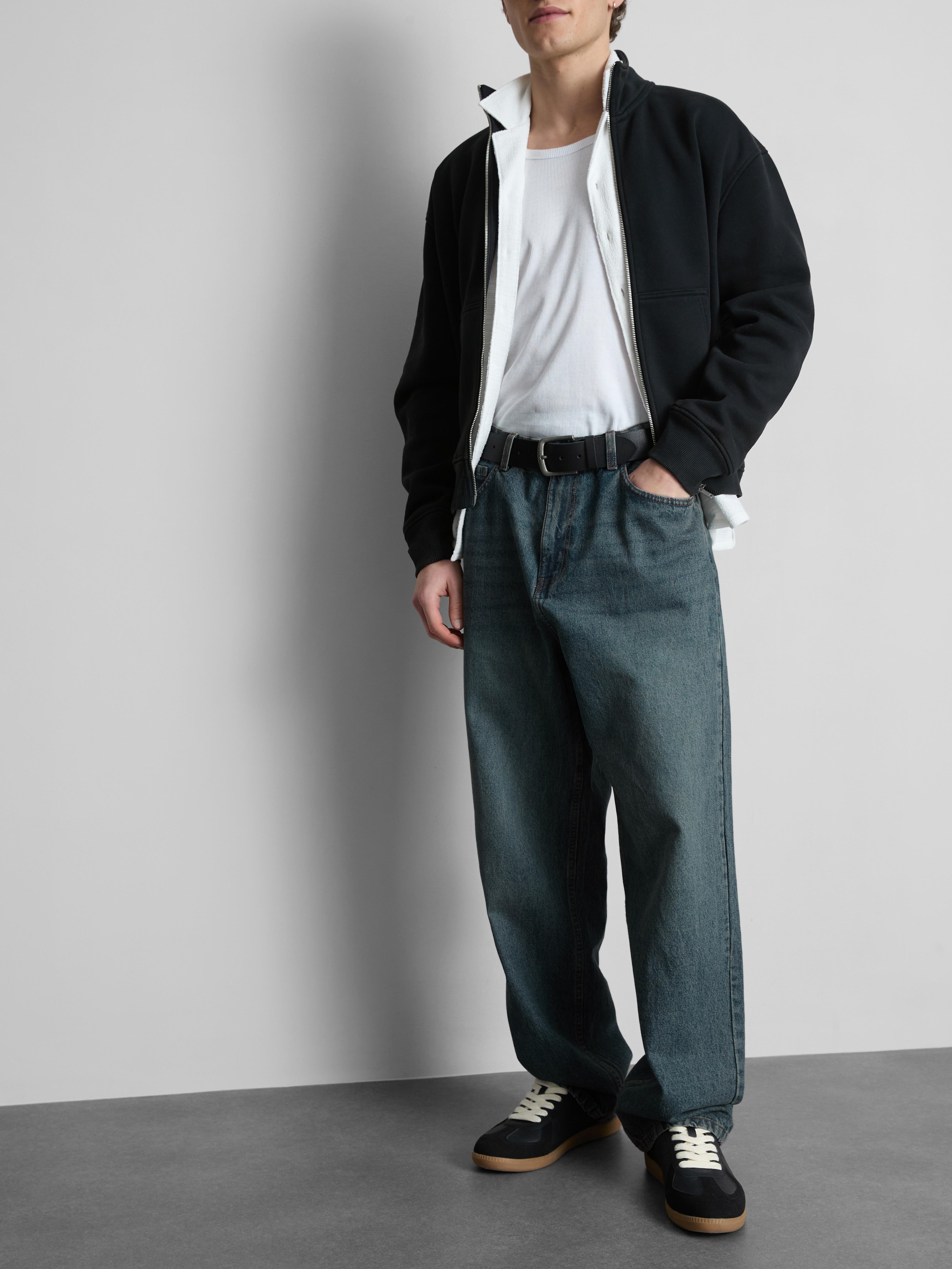 Mid-Rise Relaxed Straight Leg Jeans