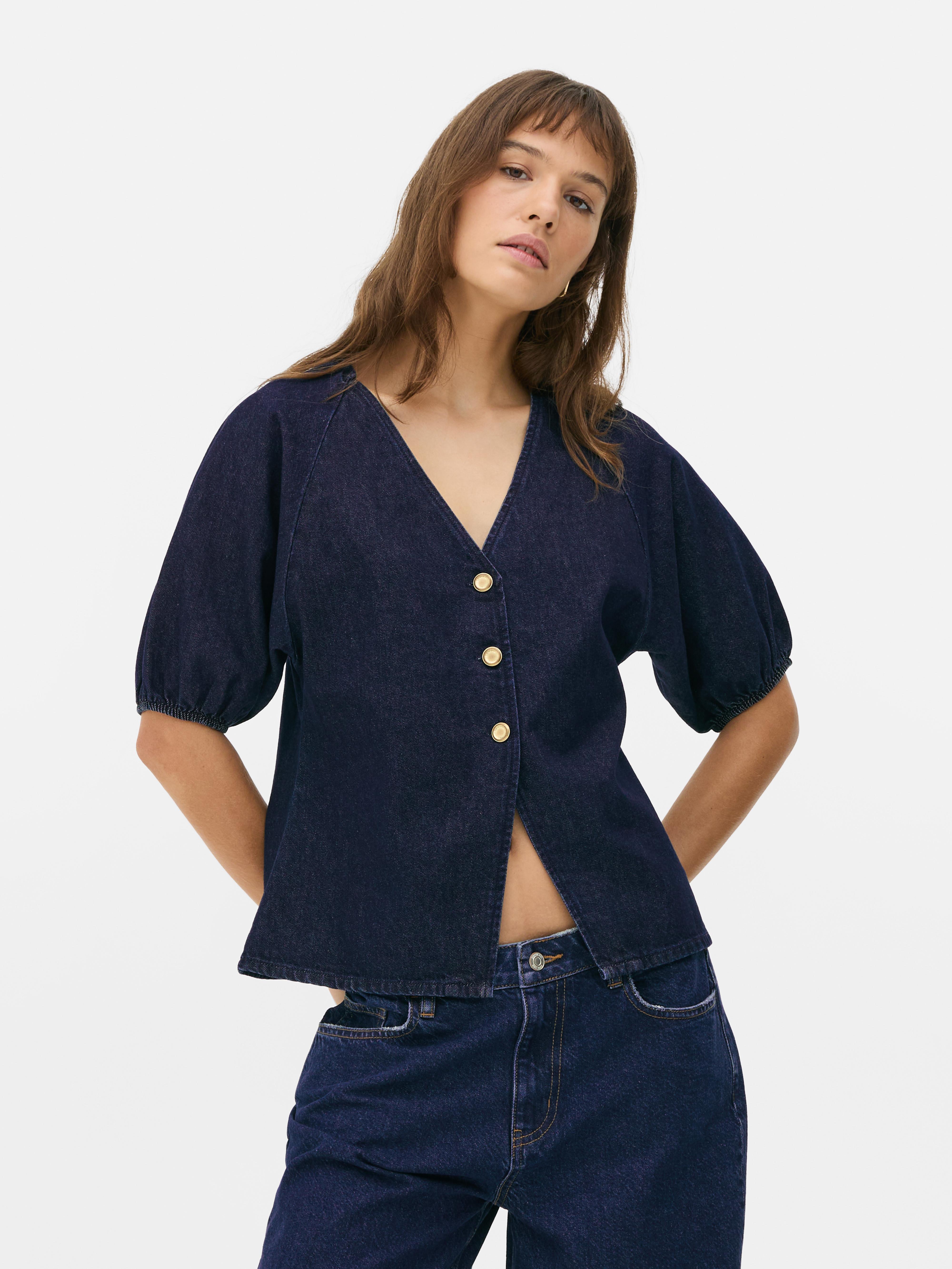 Jeansbluse mit V-Ausschnitt und Puffärmeln