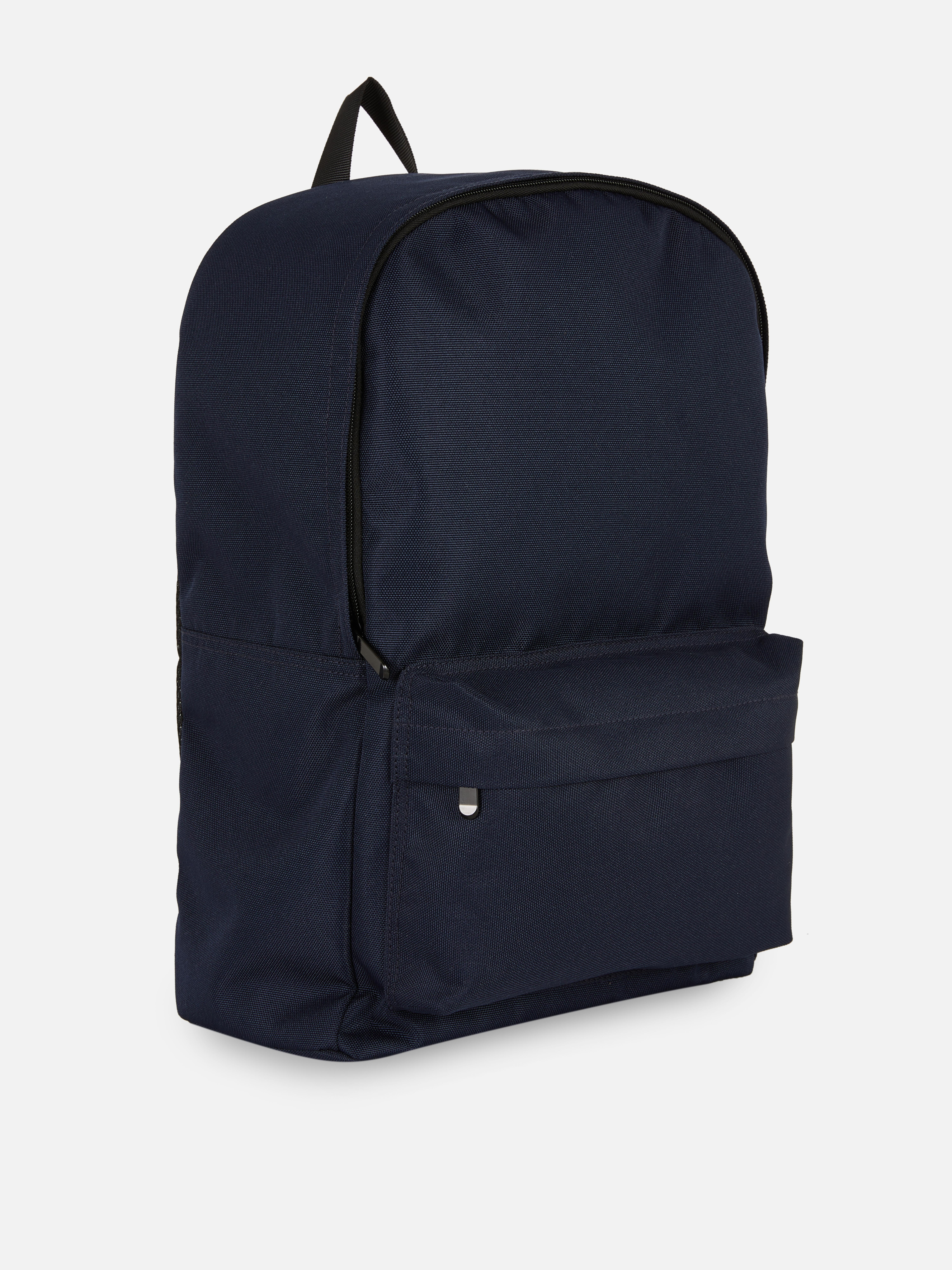 Rucksack mit Reißverschlussfächern