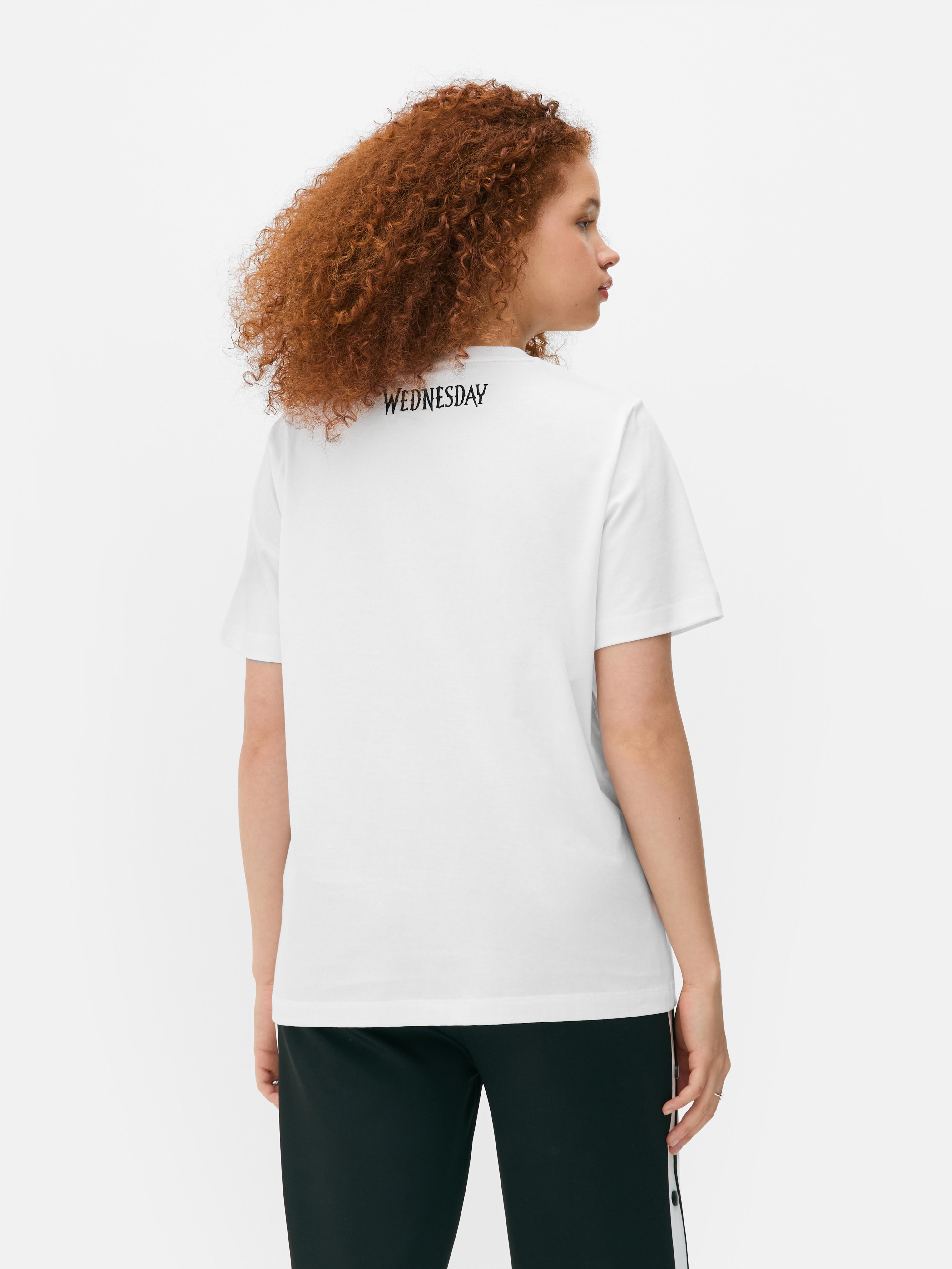 Camiseta con tumba Colleen Atwood X Wednesday