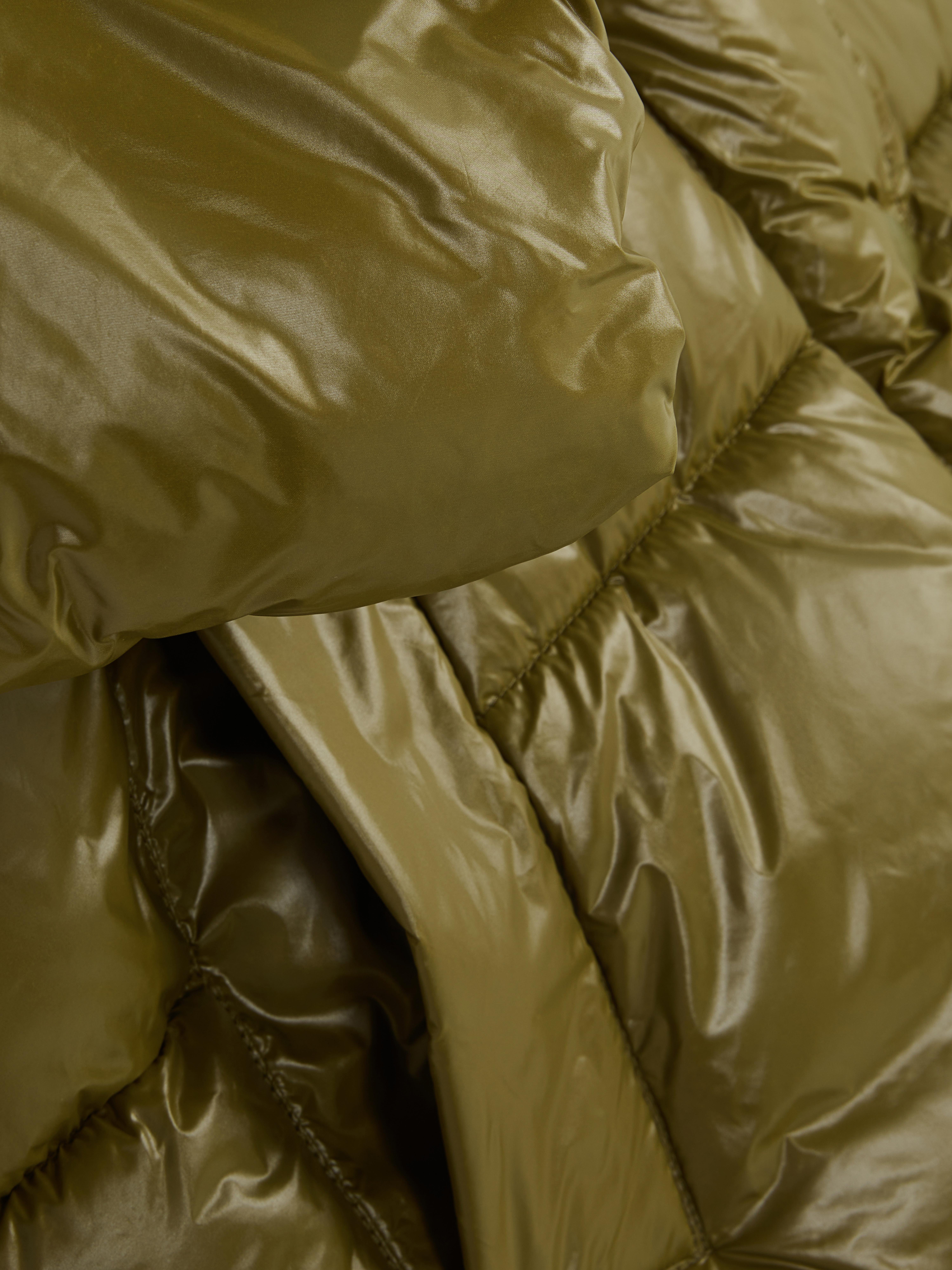 Glossy Puffer Jacket