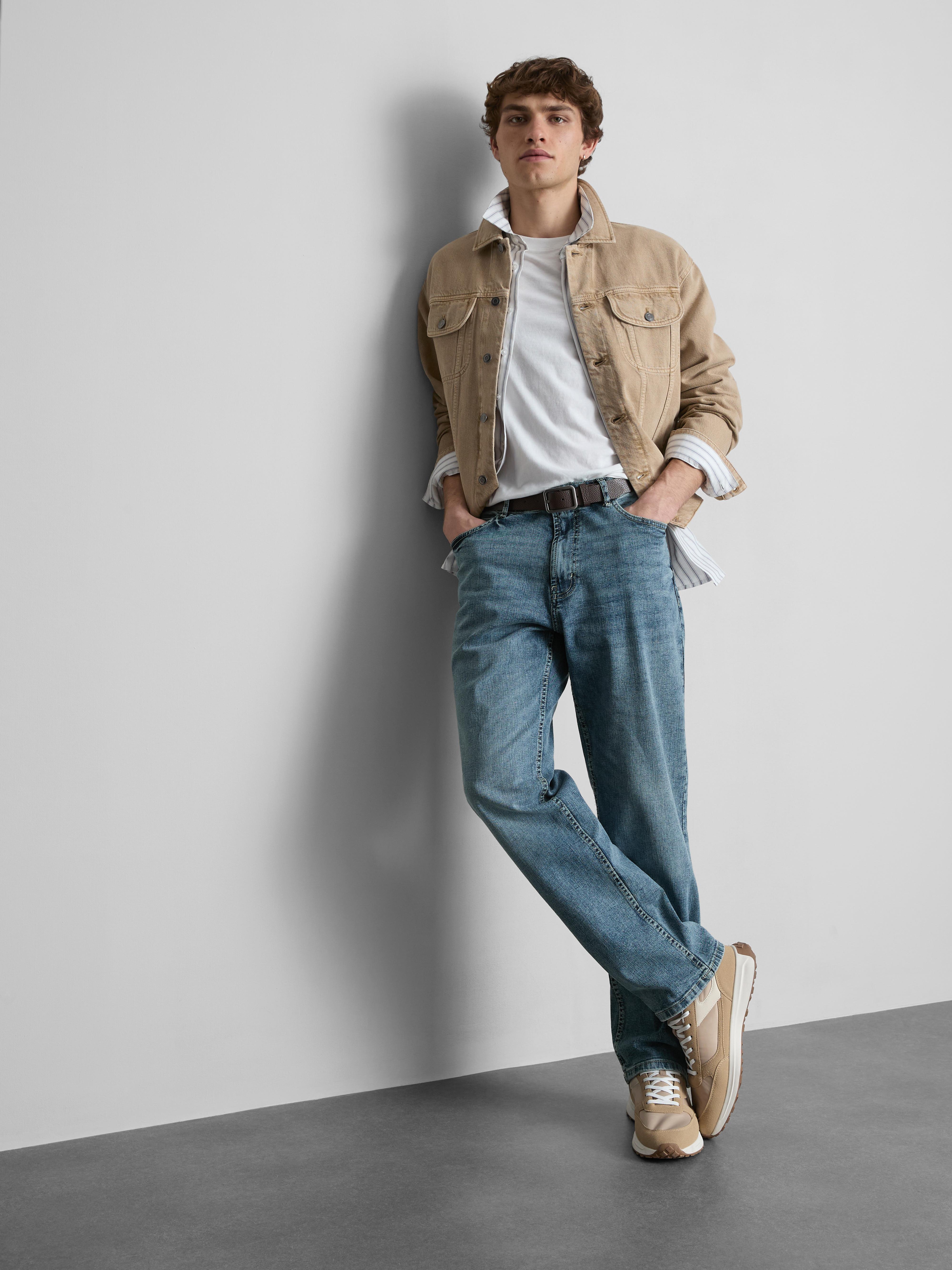 Egyenes szárú sztreccsfarmer