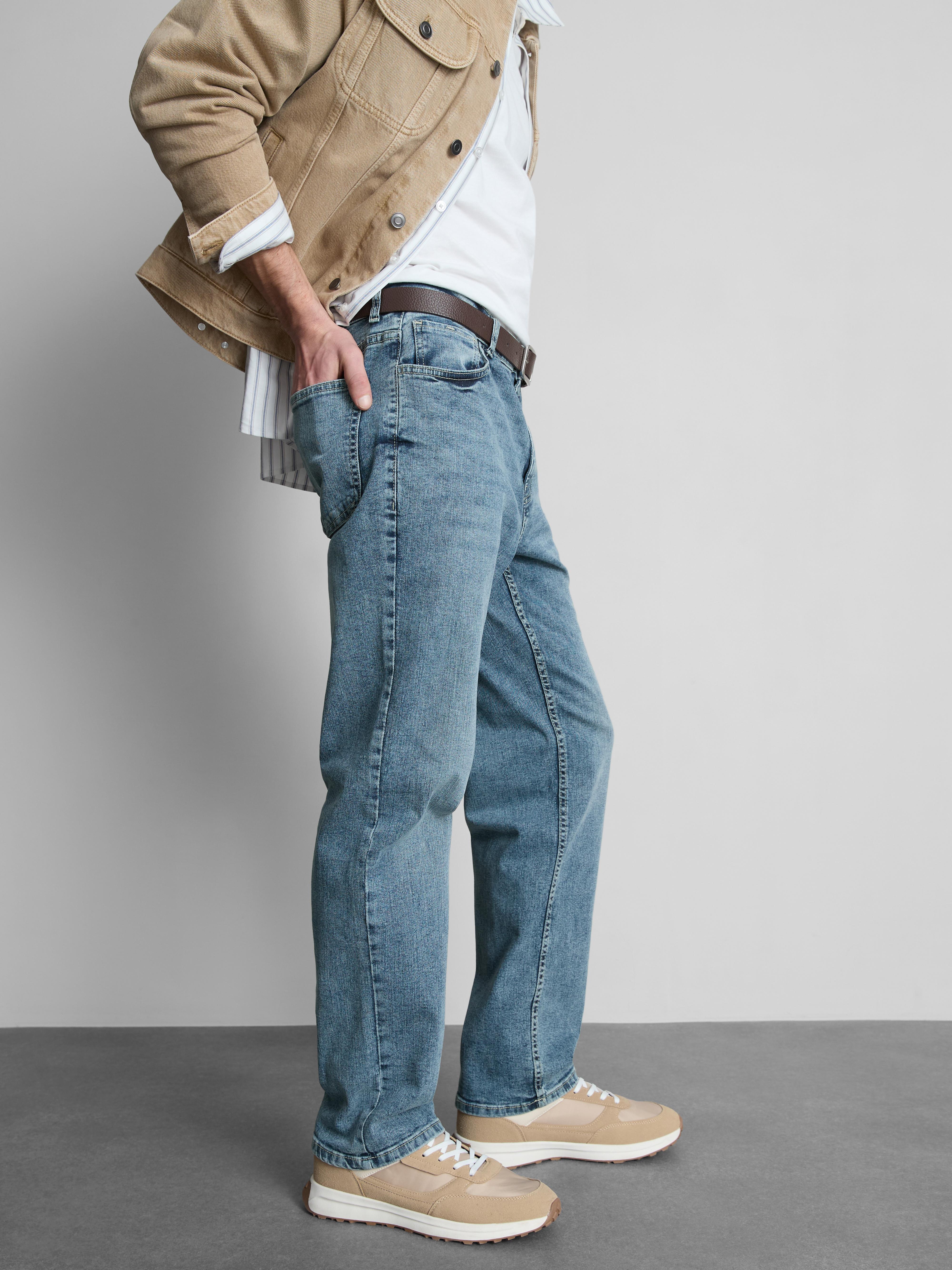 Egyenes szárú sztreccsfarmer