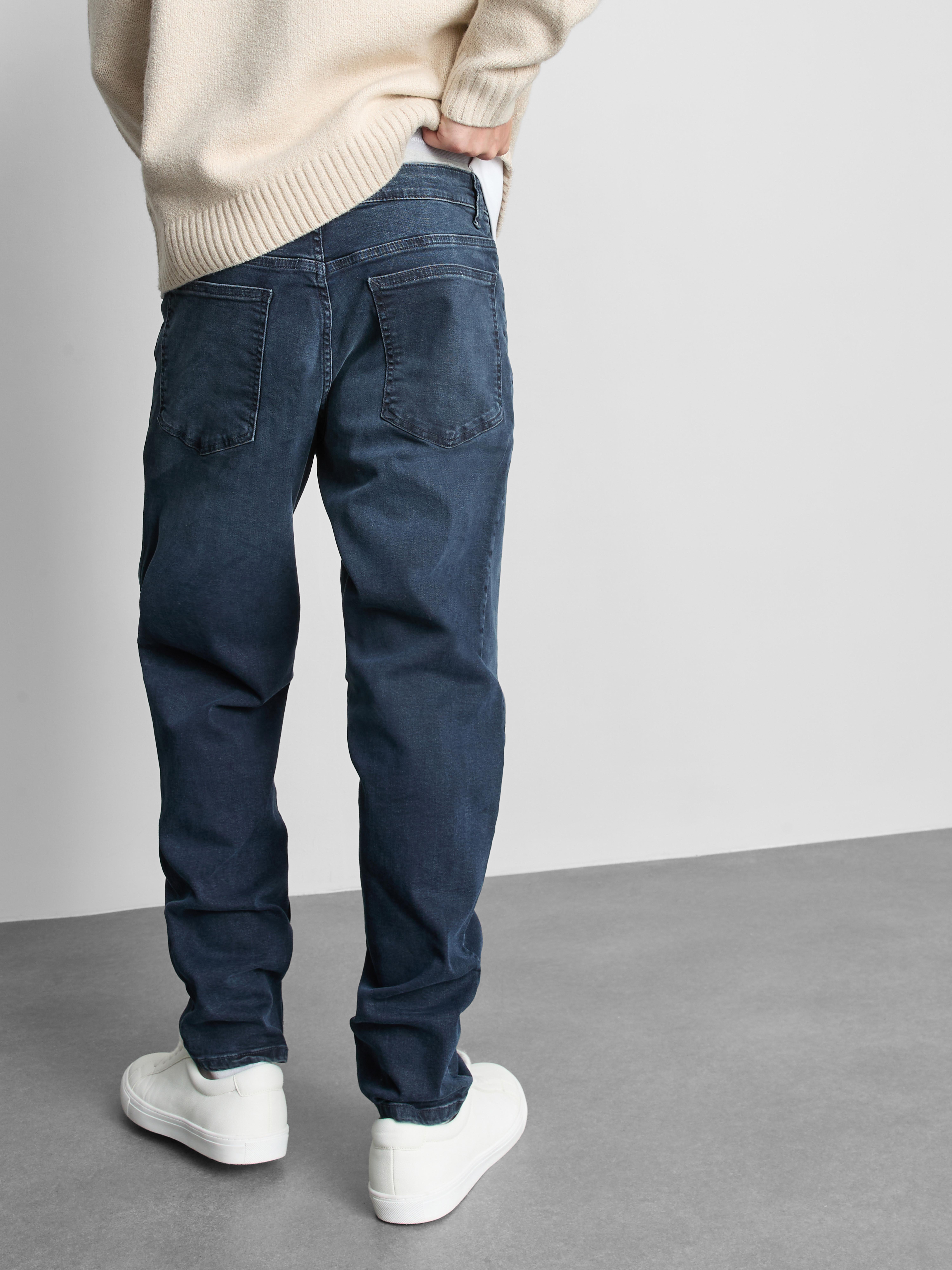 Slim-Fit-Jeans mit mittlerer Leibhöhe