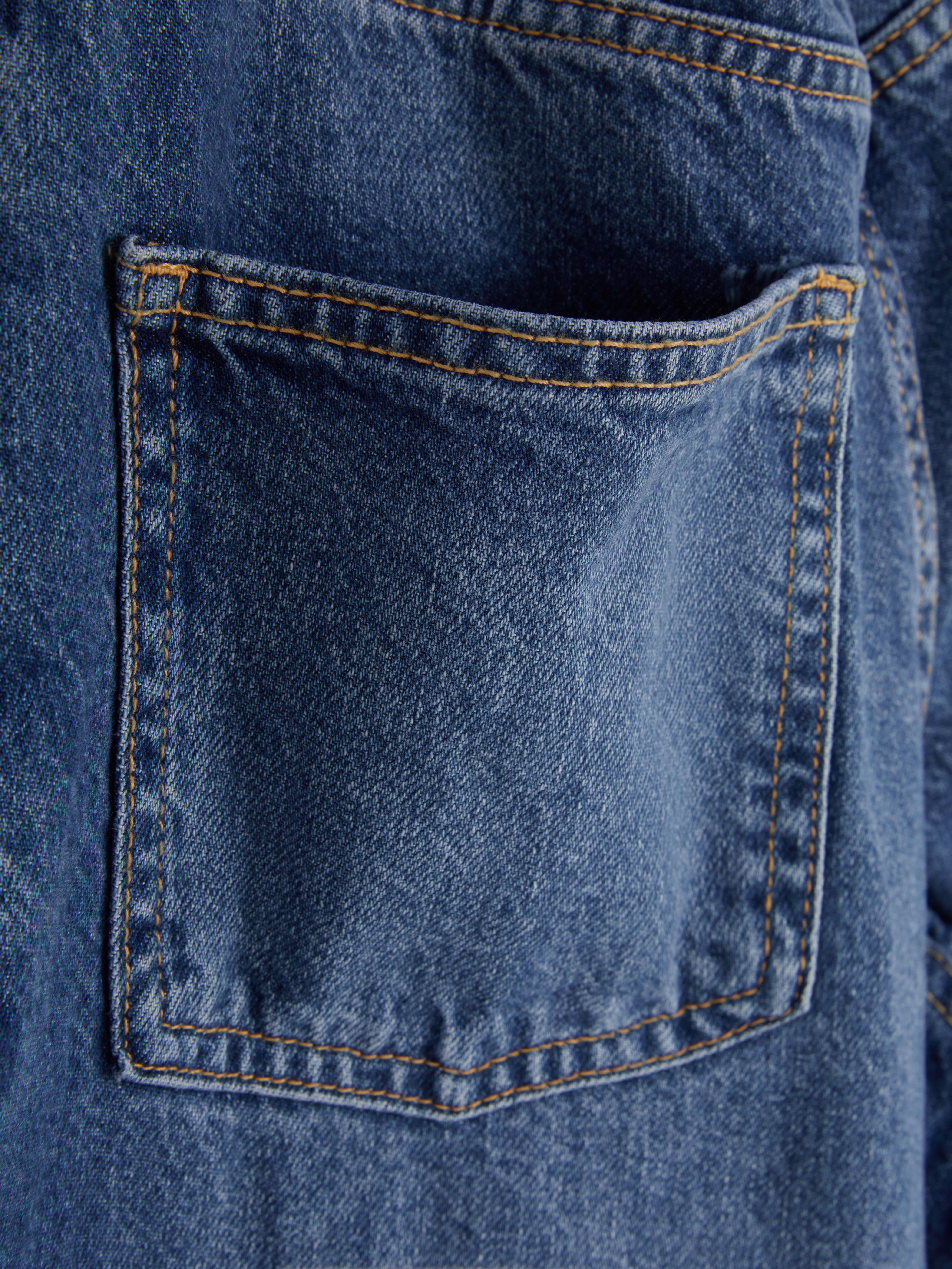 Mid Rise Wide Leg Contrast Panel Jeans