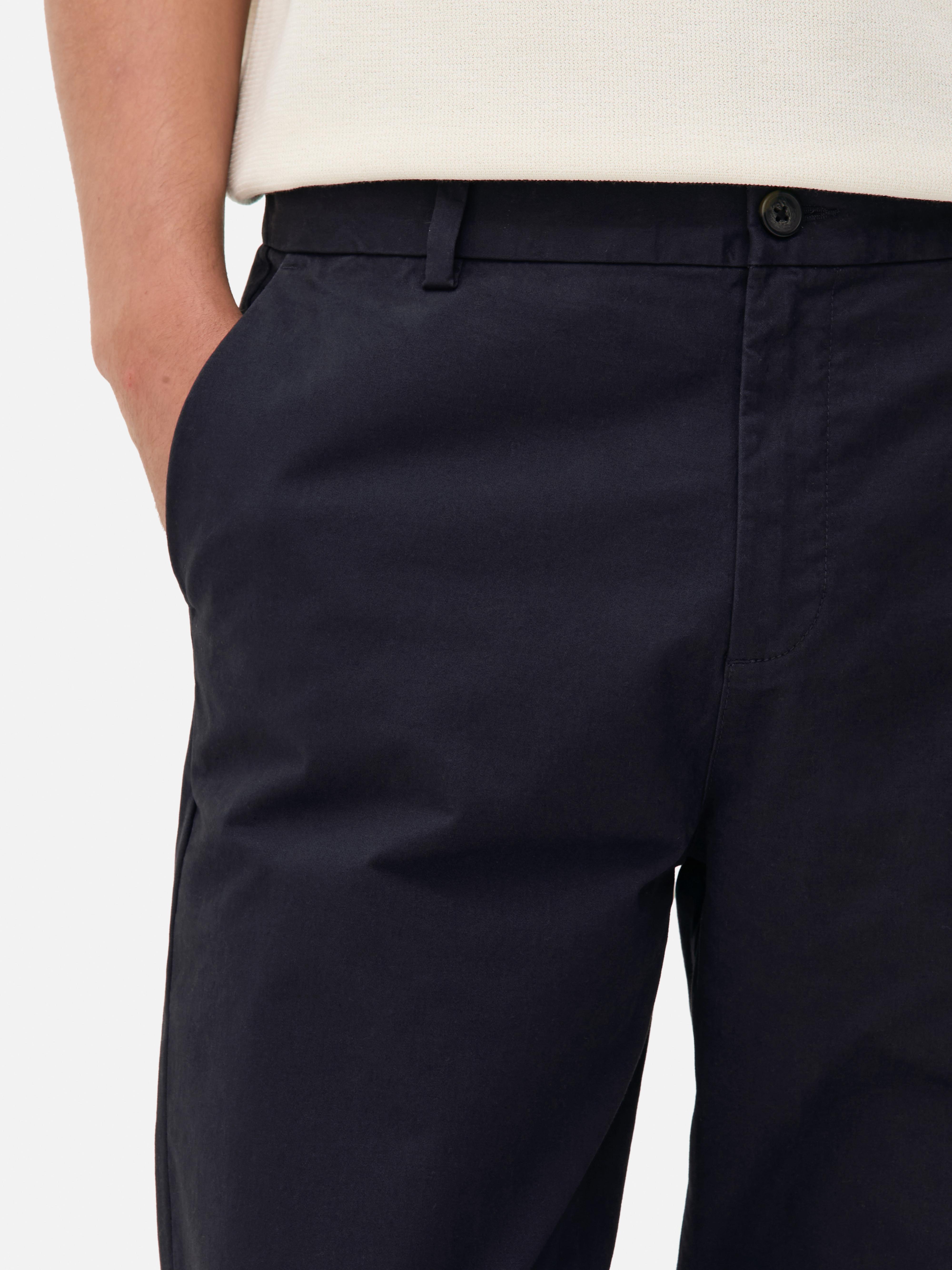 Pantalones chinos entallados