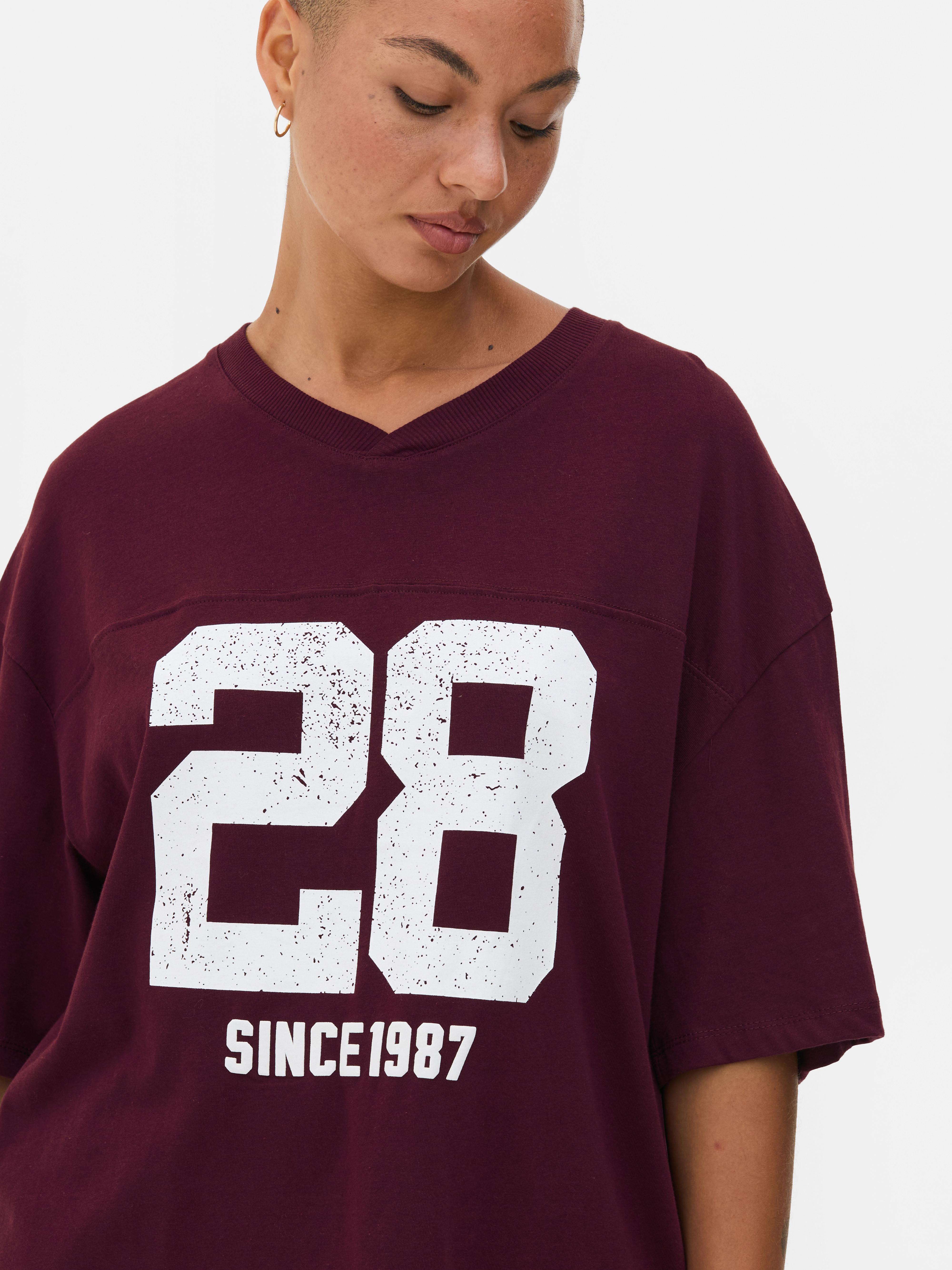Oversized T-shirt in campusstijl