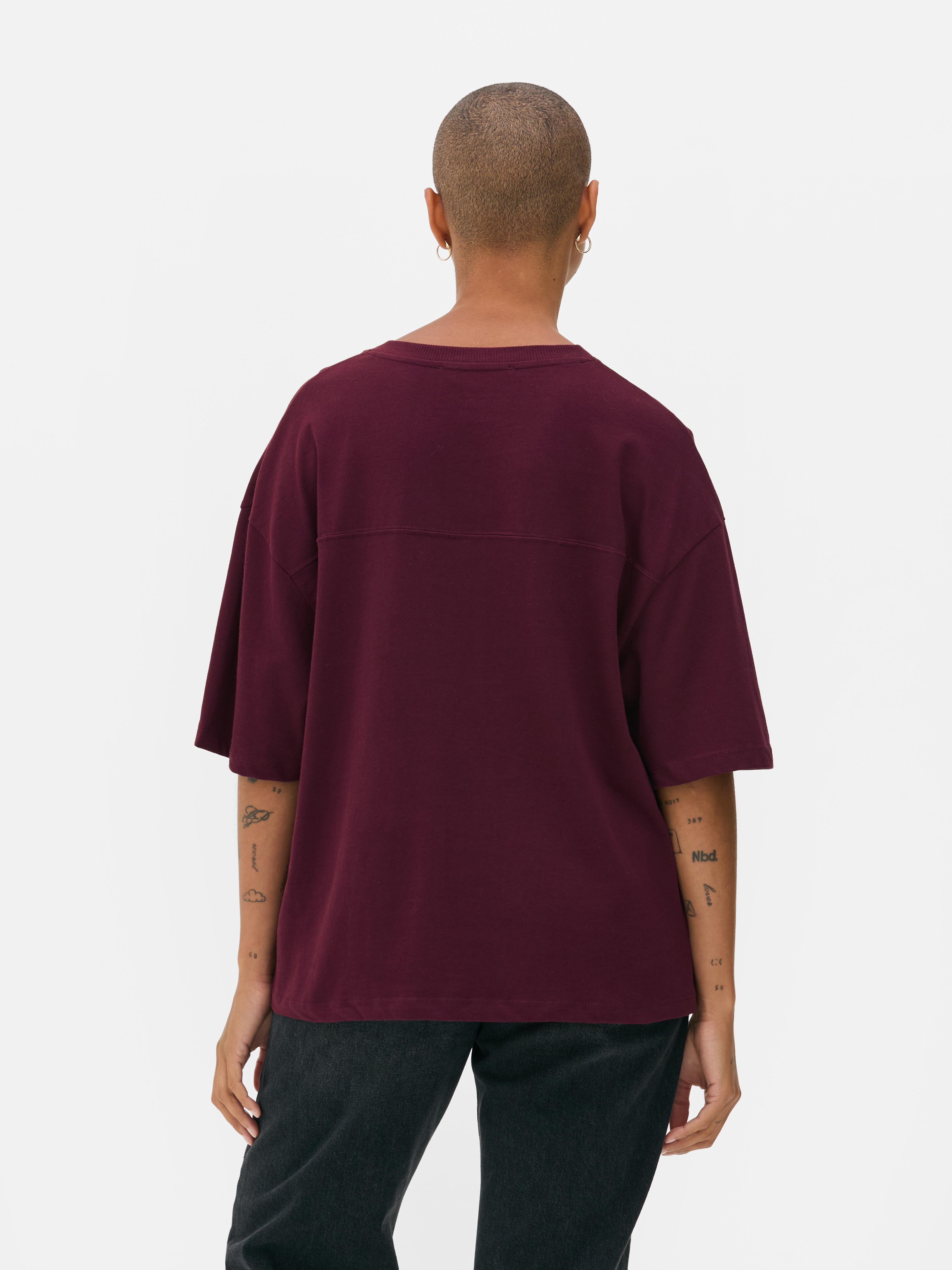 Oversized T-shirt in campusstijl