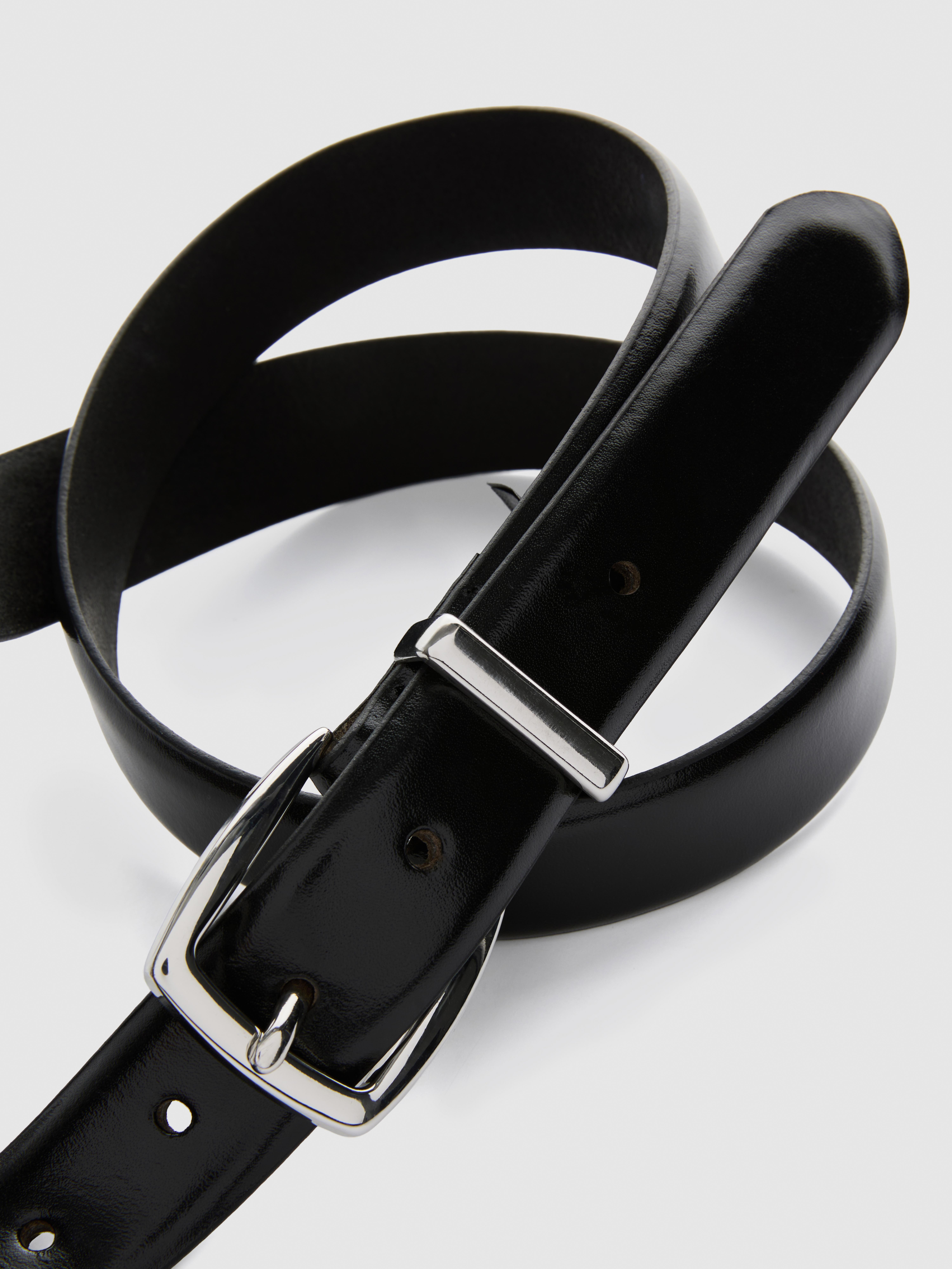 Classic Buckle Slim Belt