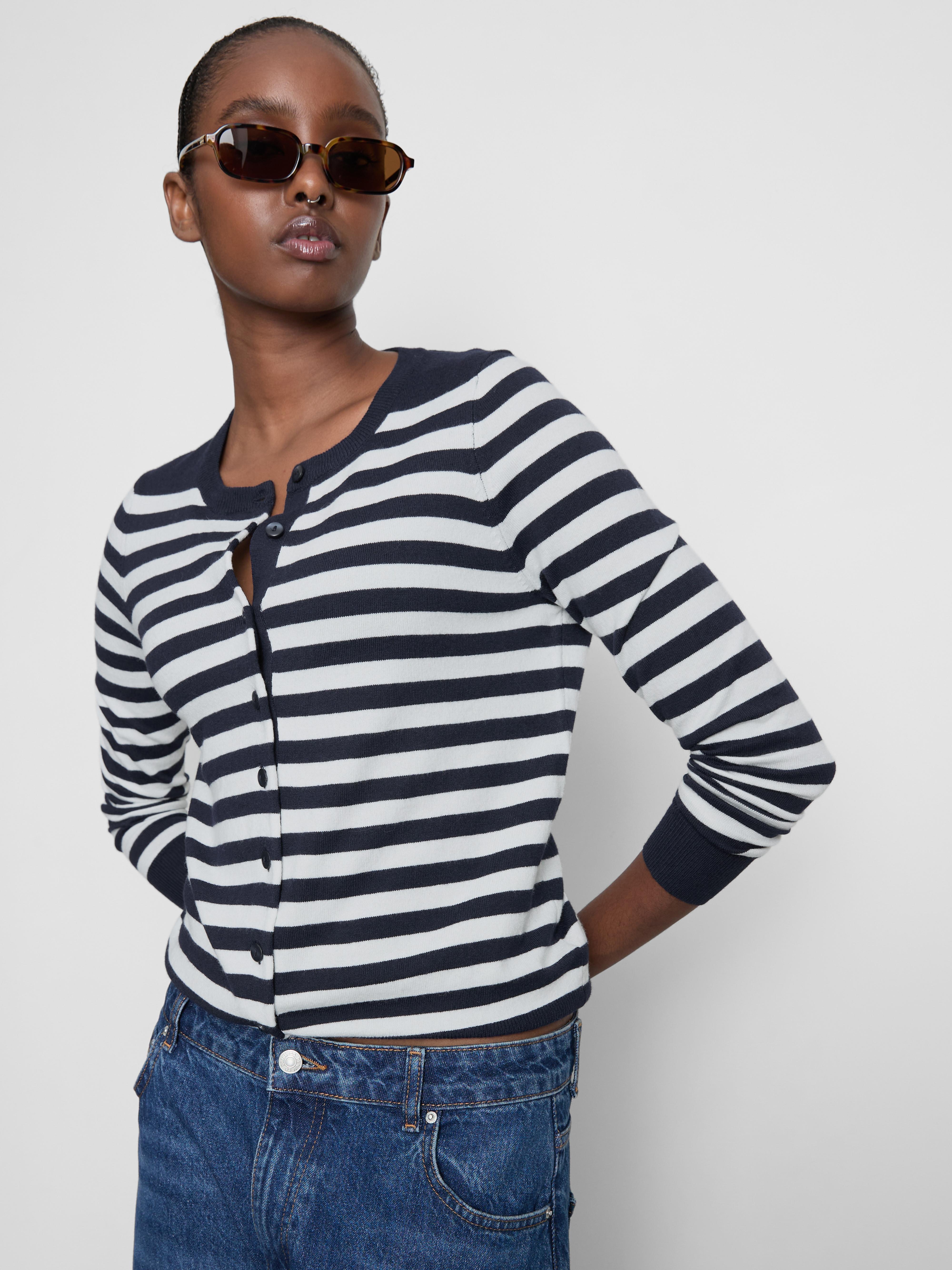 Cardigan girocollo a maniche lunghe