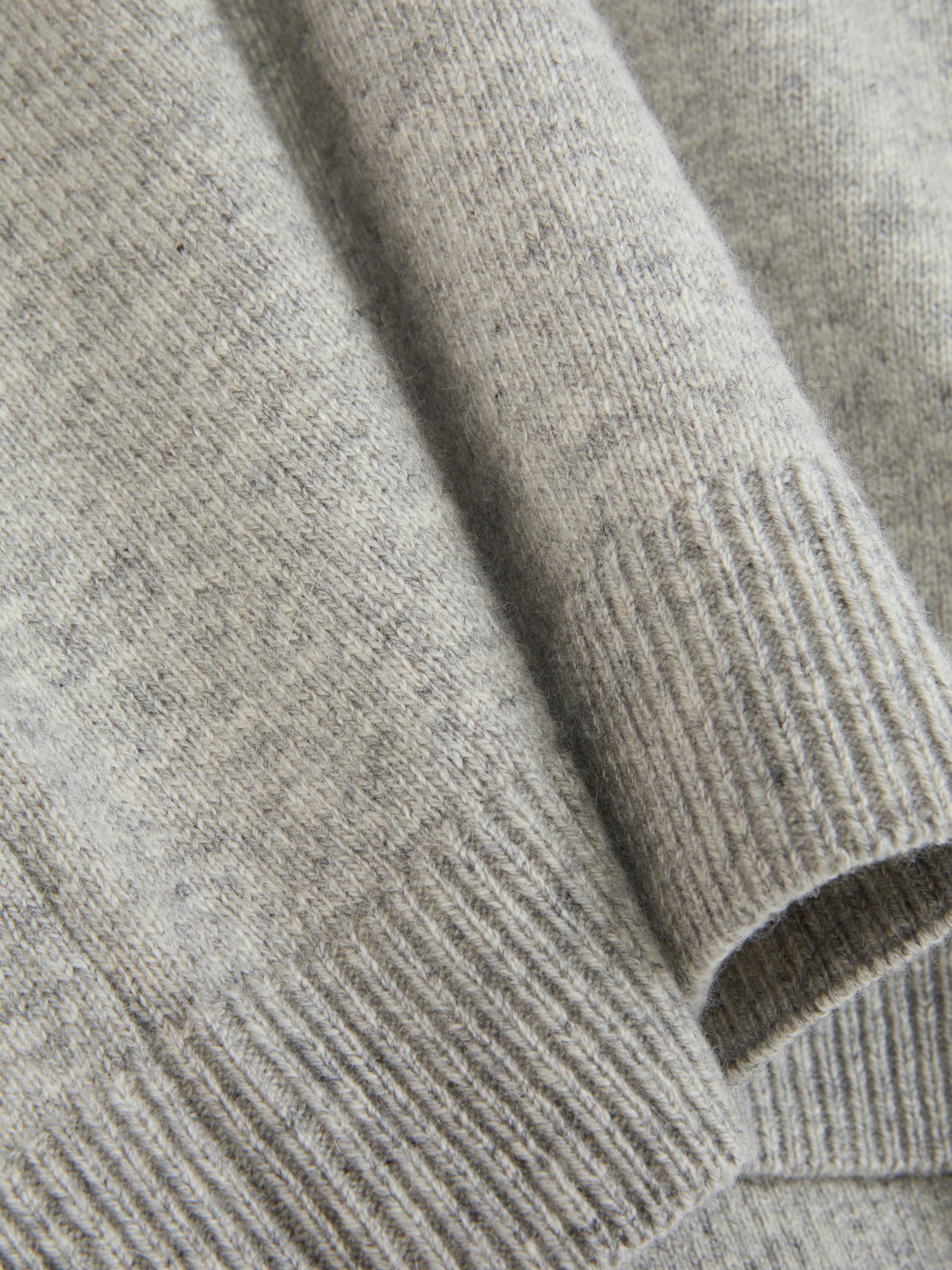 The Edit Cashmere Blend Vest