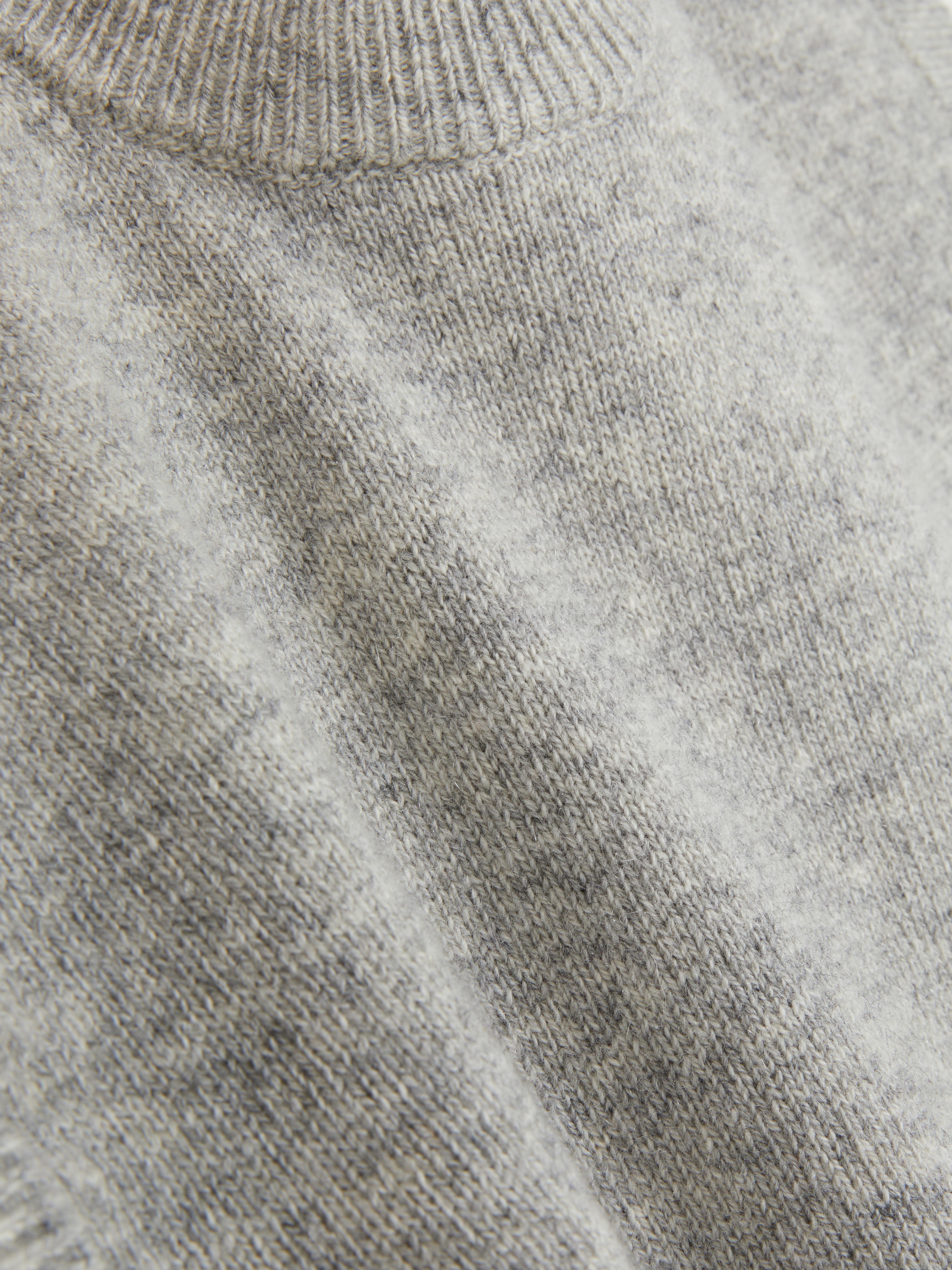 The Edit Cashmere Blend Vest