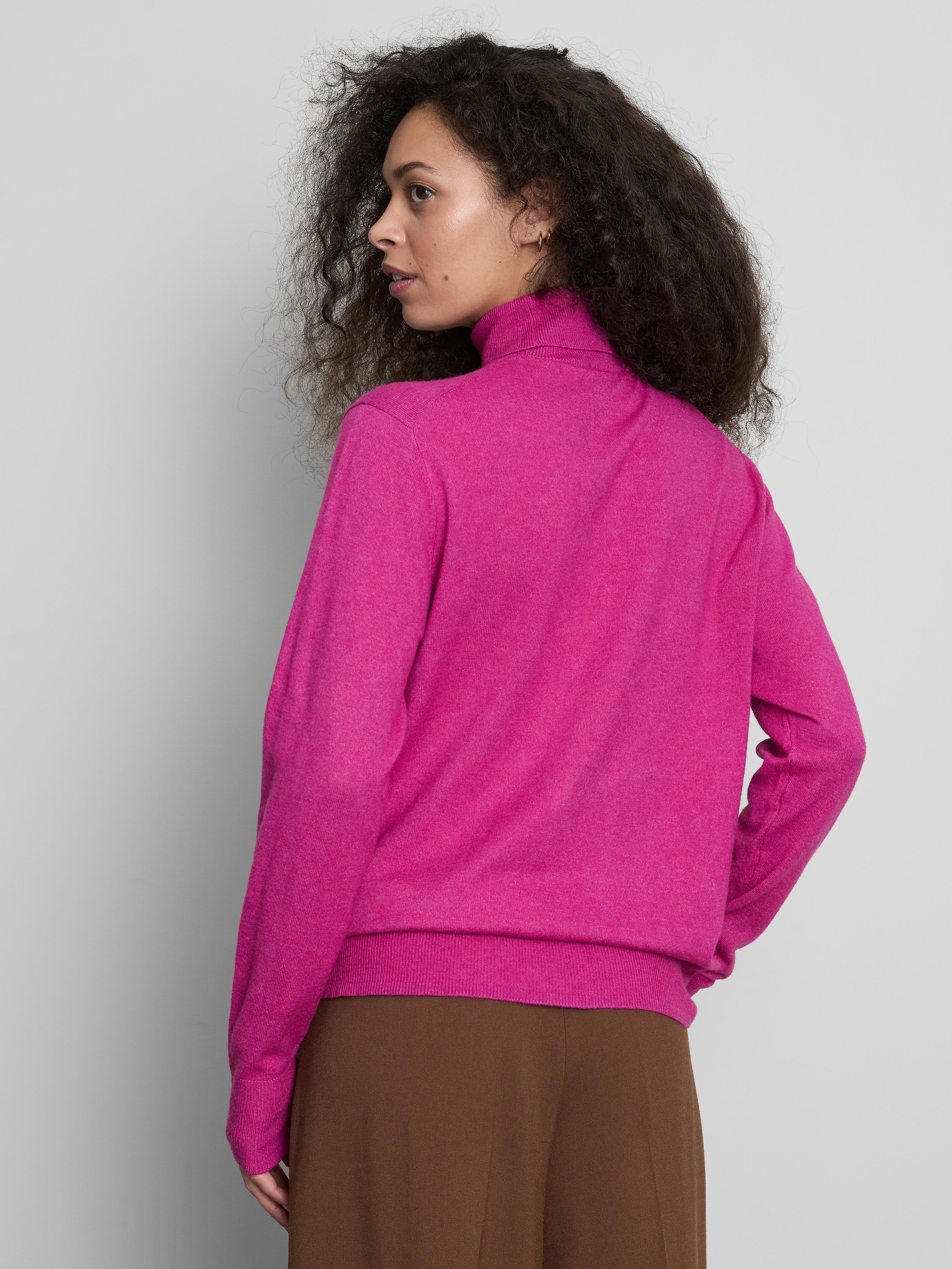 Soft Turtle Neck Jumper