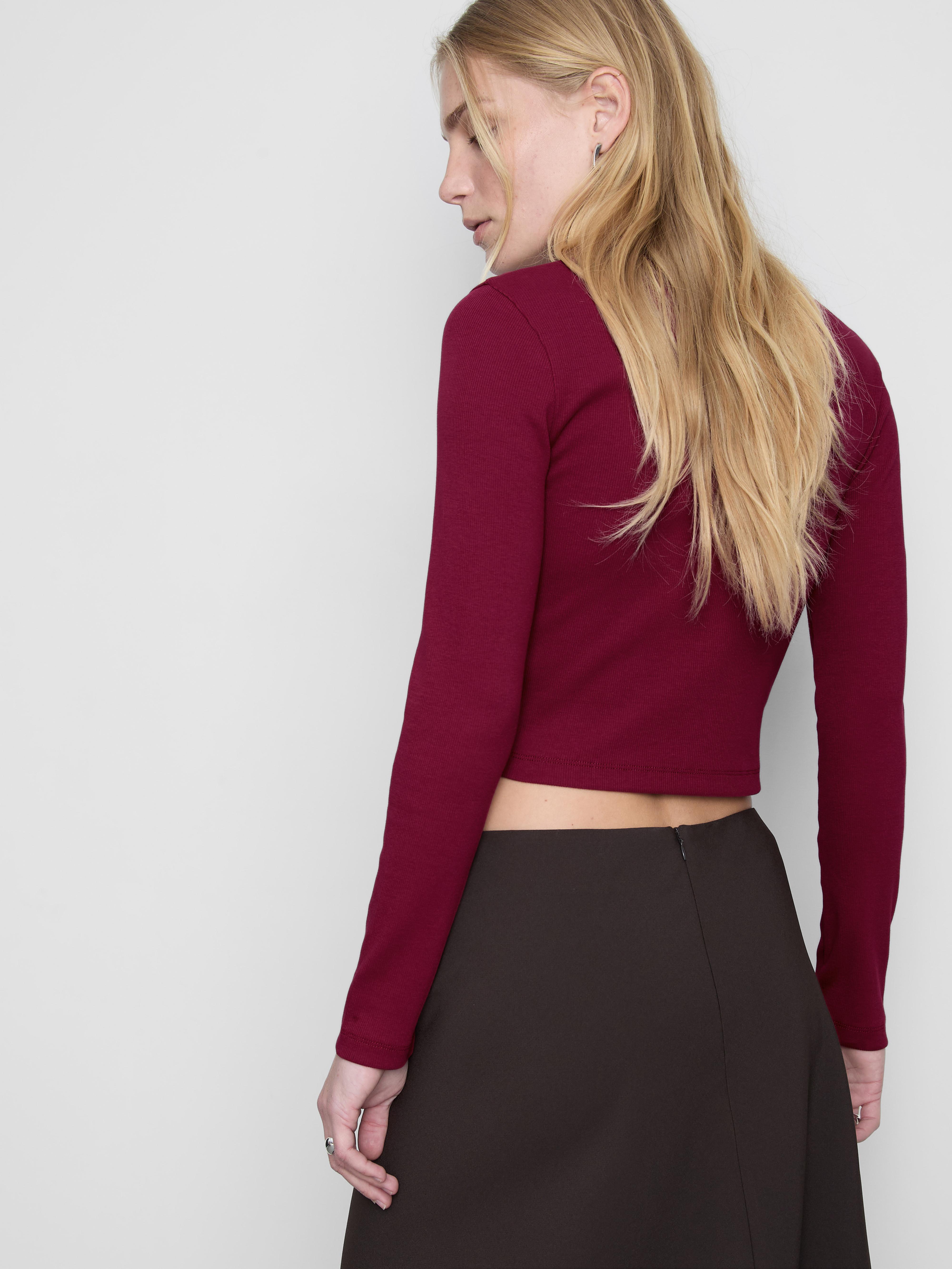 Cropped Ribbed Crew Top