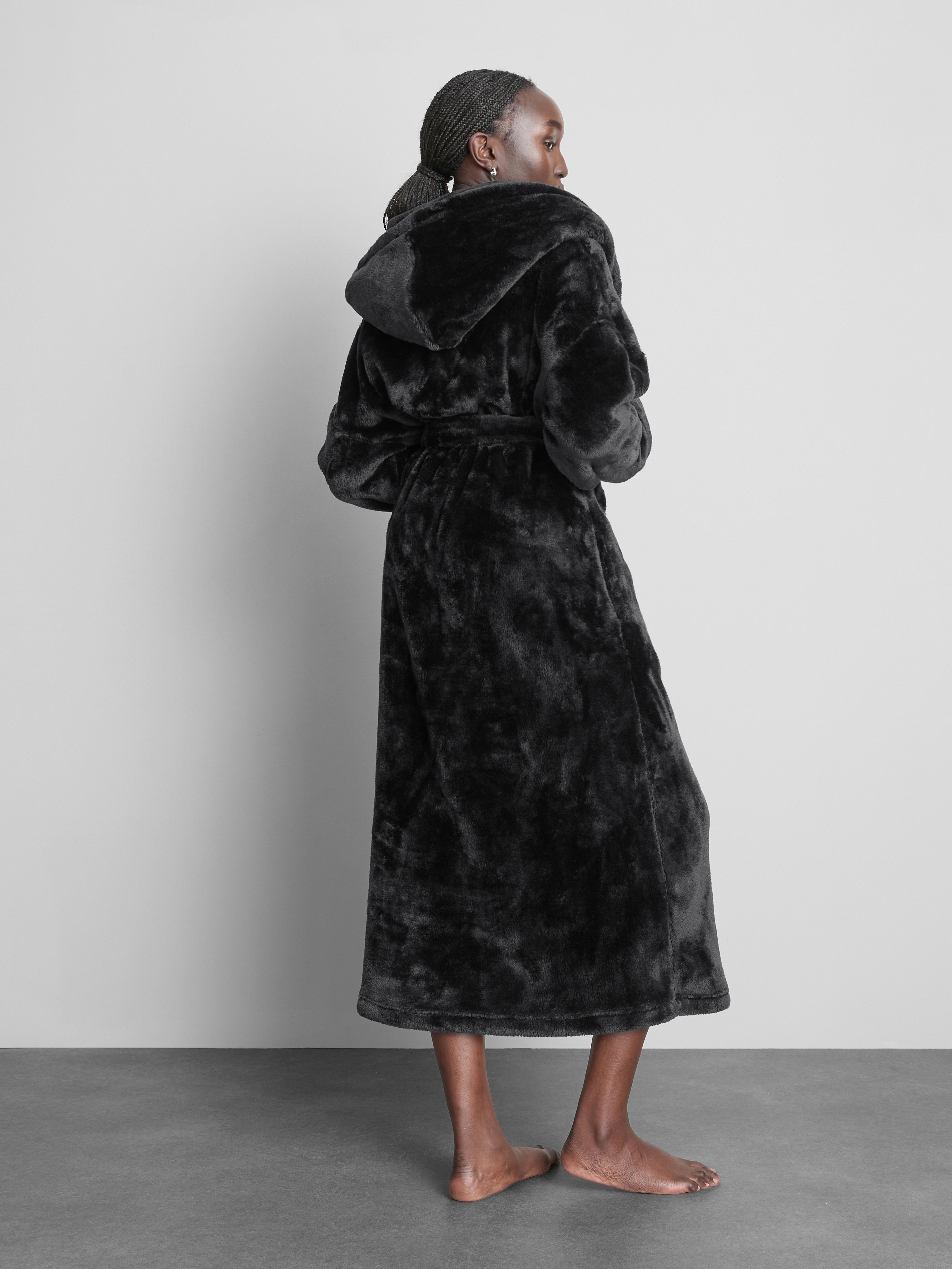 Robe de chambre longue à capuche de luxe