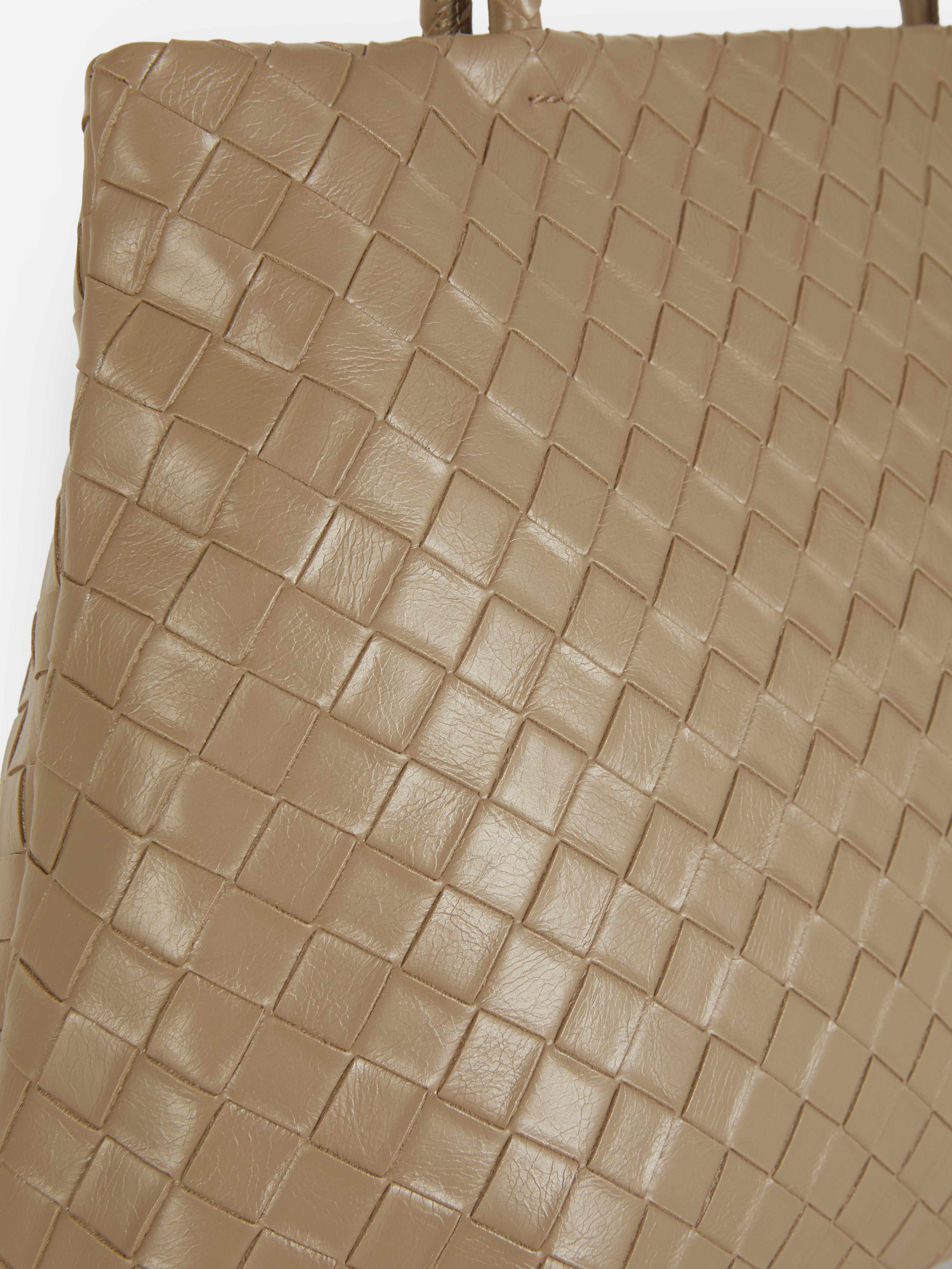 Sac à bandoulière tissé oversize