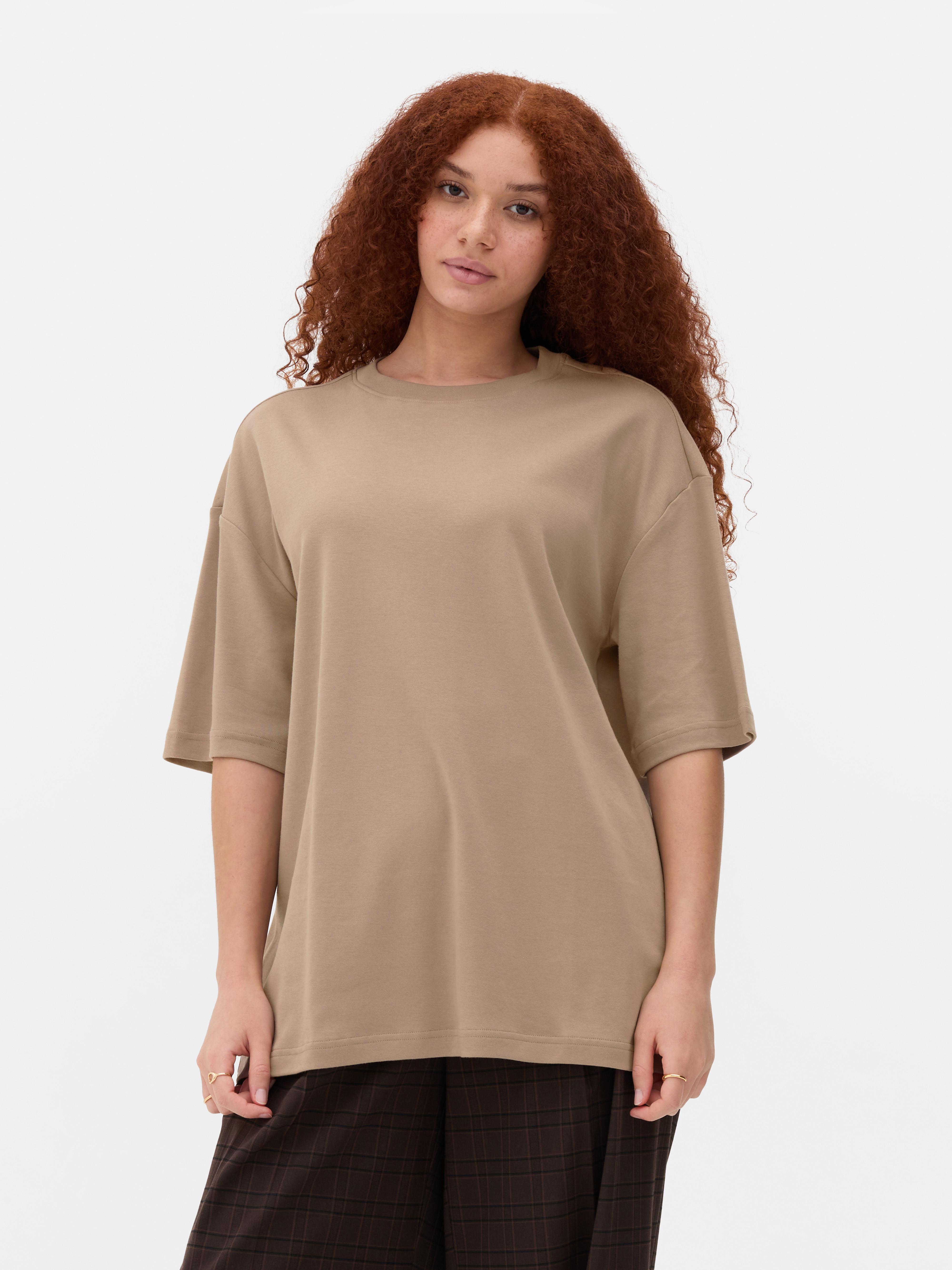 T-shirt algodão corte folgado