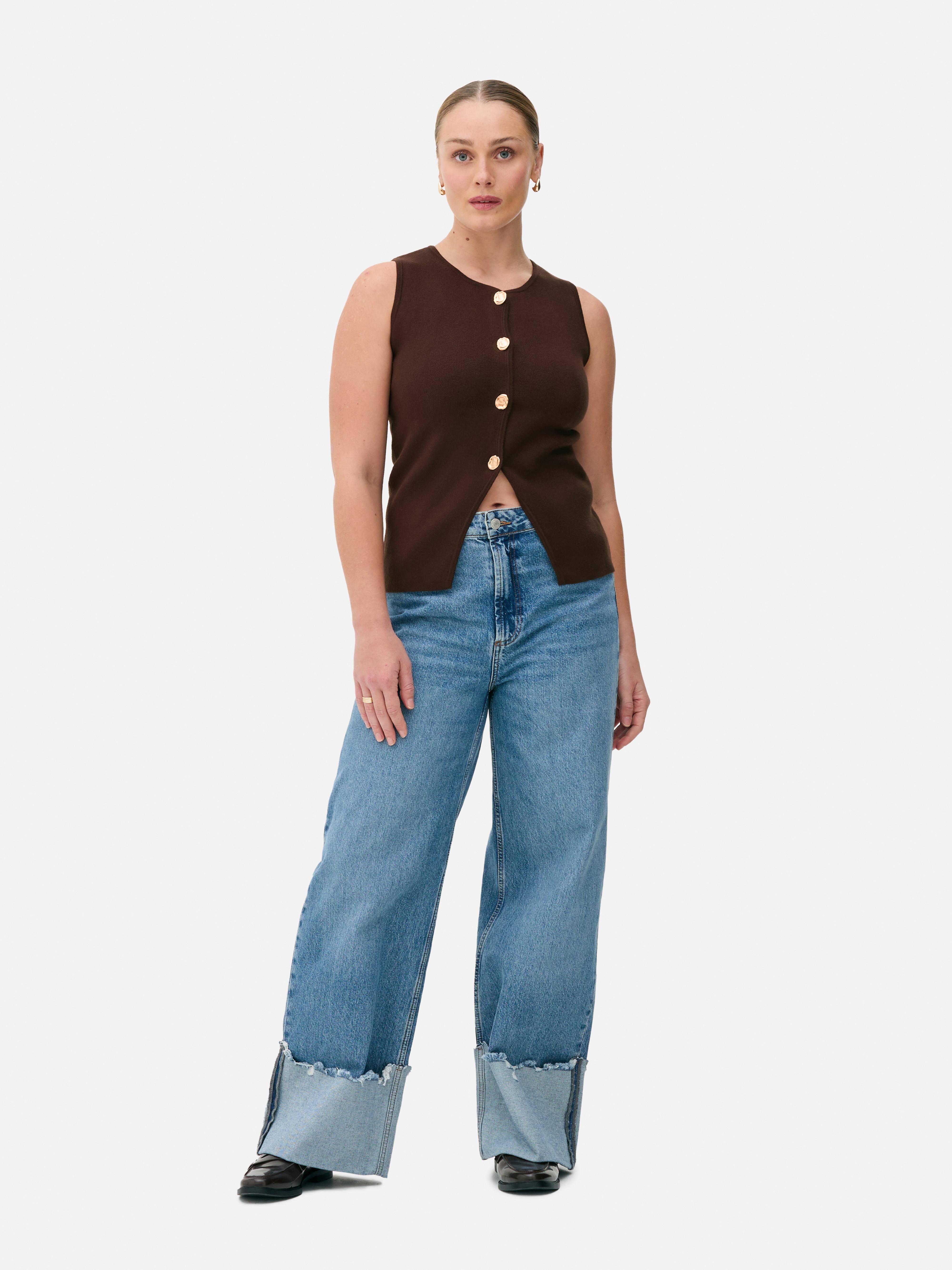 Gilet de costume en maille à boutons dorés