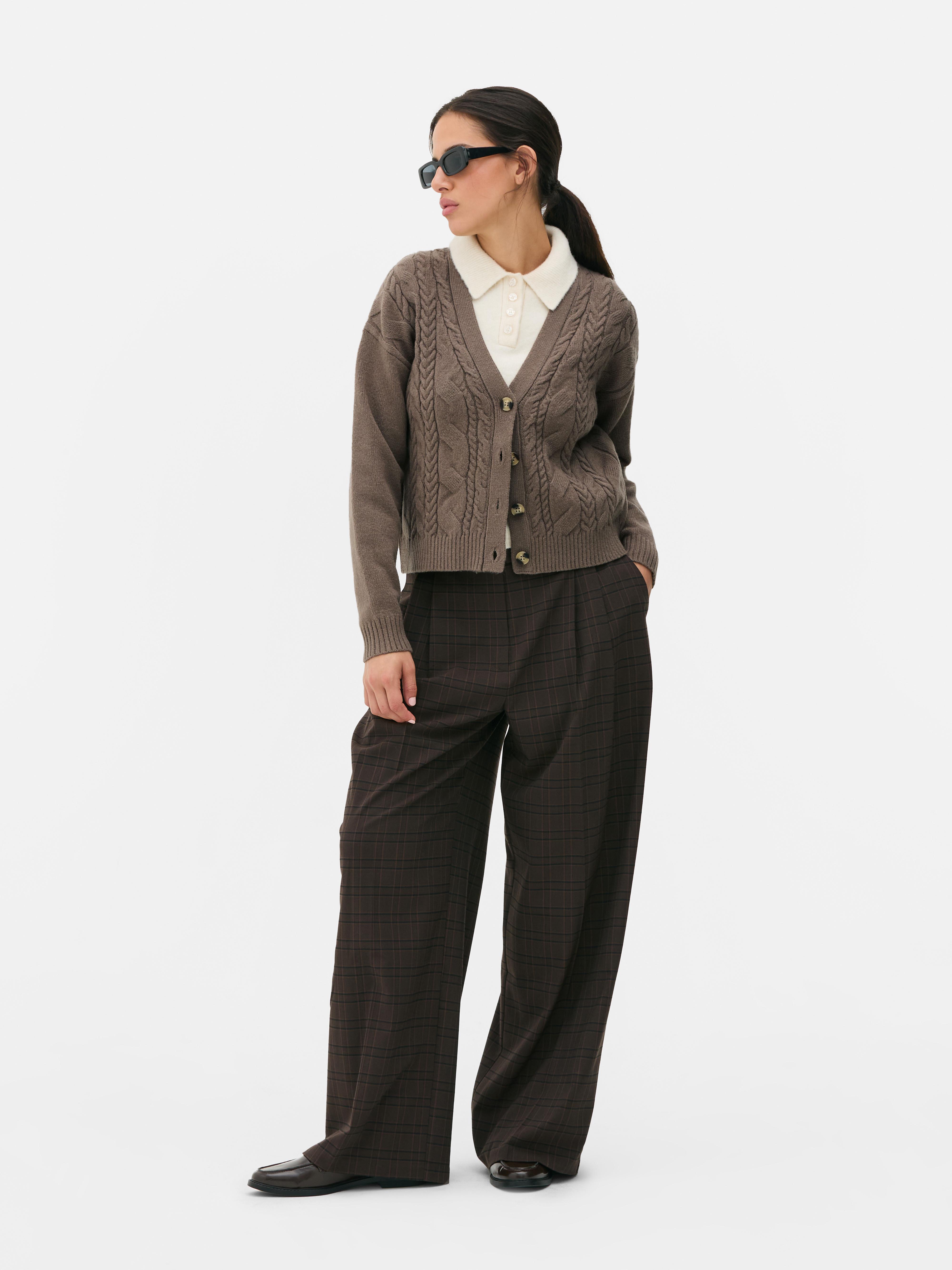 Cardigan in maglia a trecce spessa