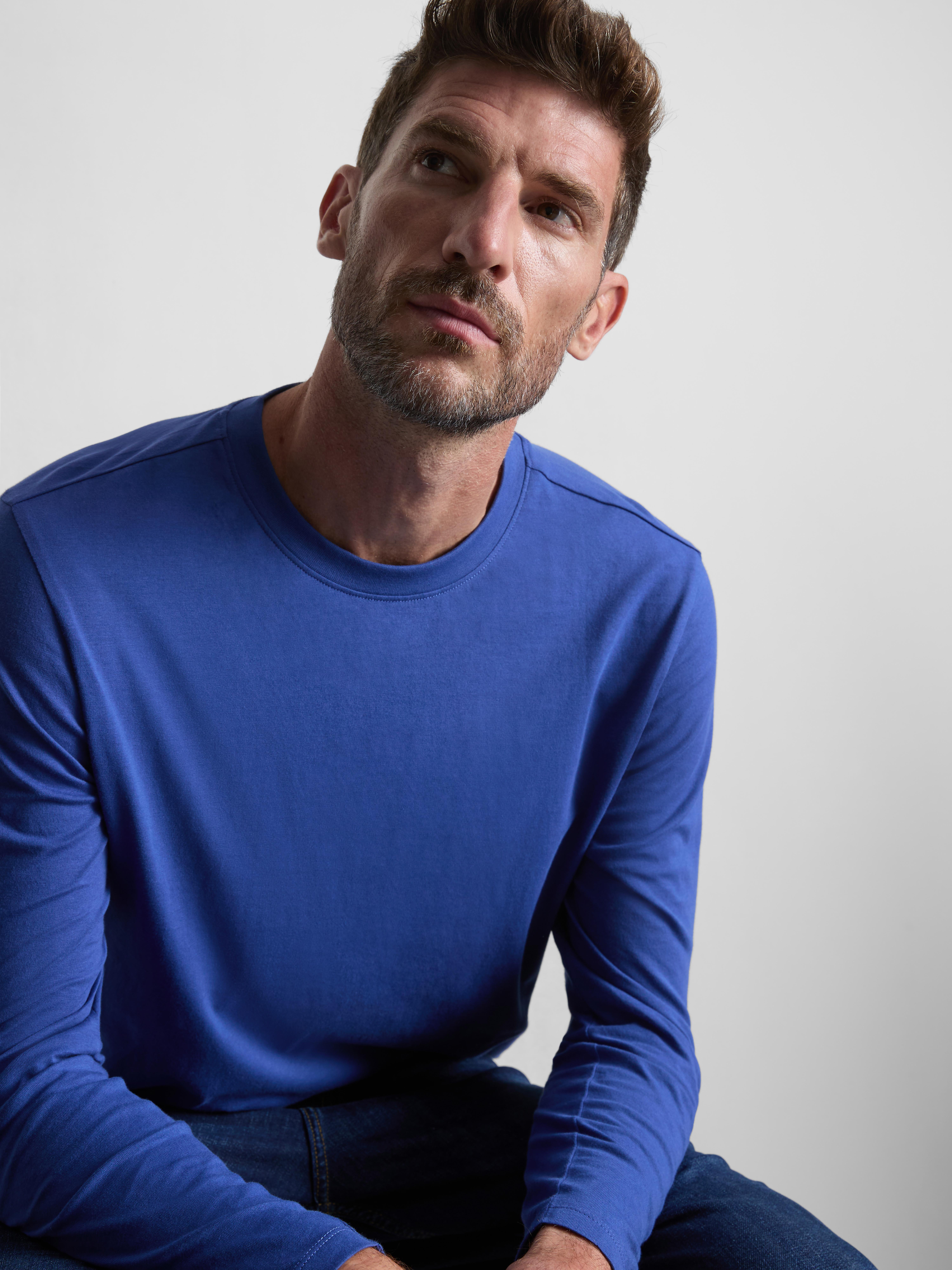 Essential Long Sleeve T-Shirt