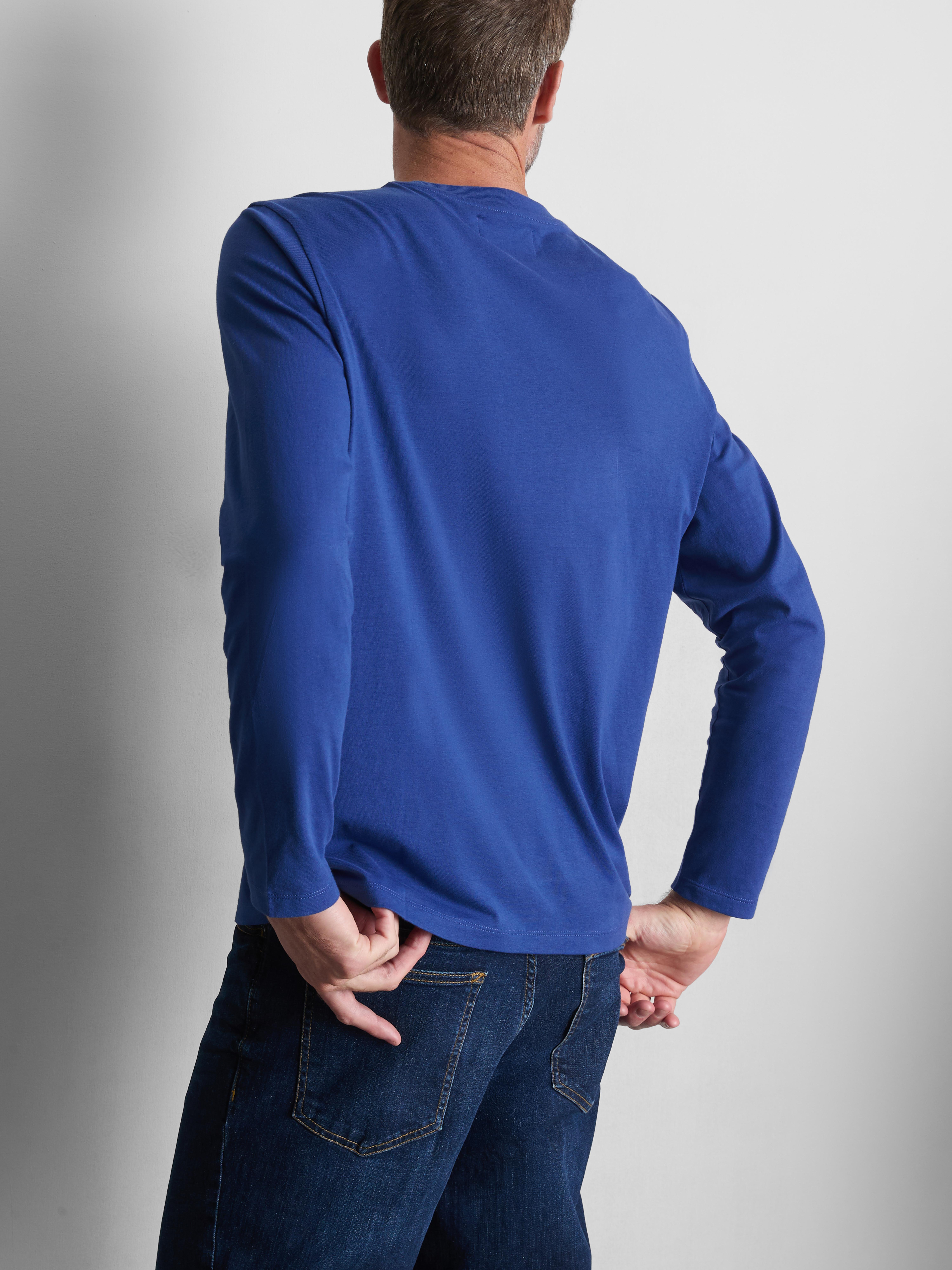 Essential Long Sleeve T-Shirt