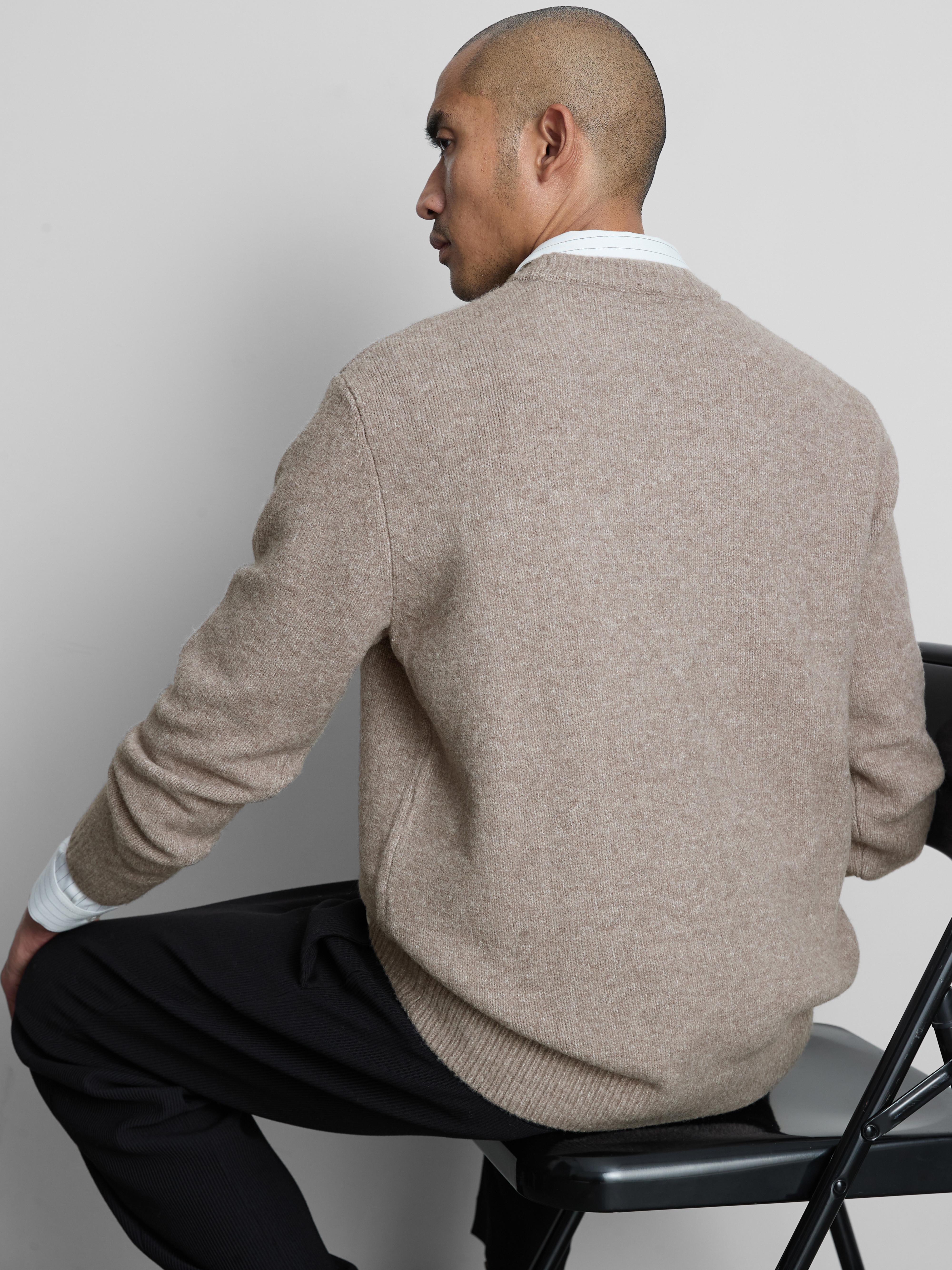 Vastag, kötött pulóver