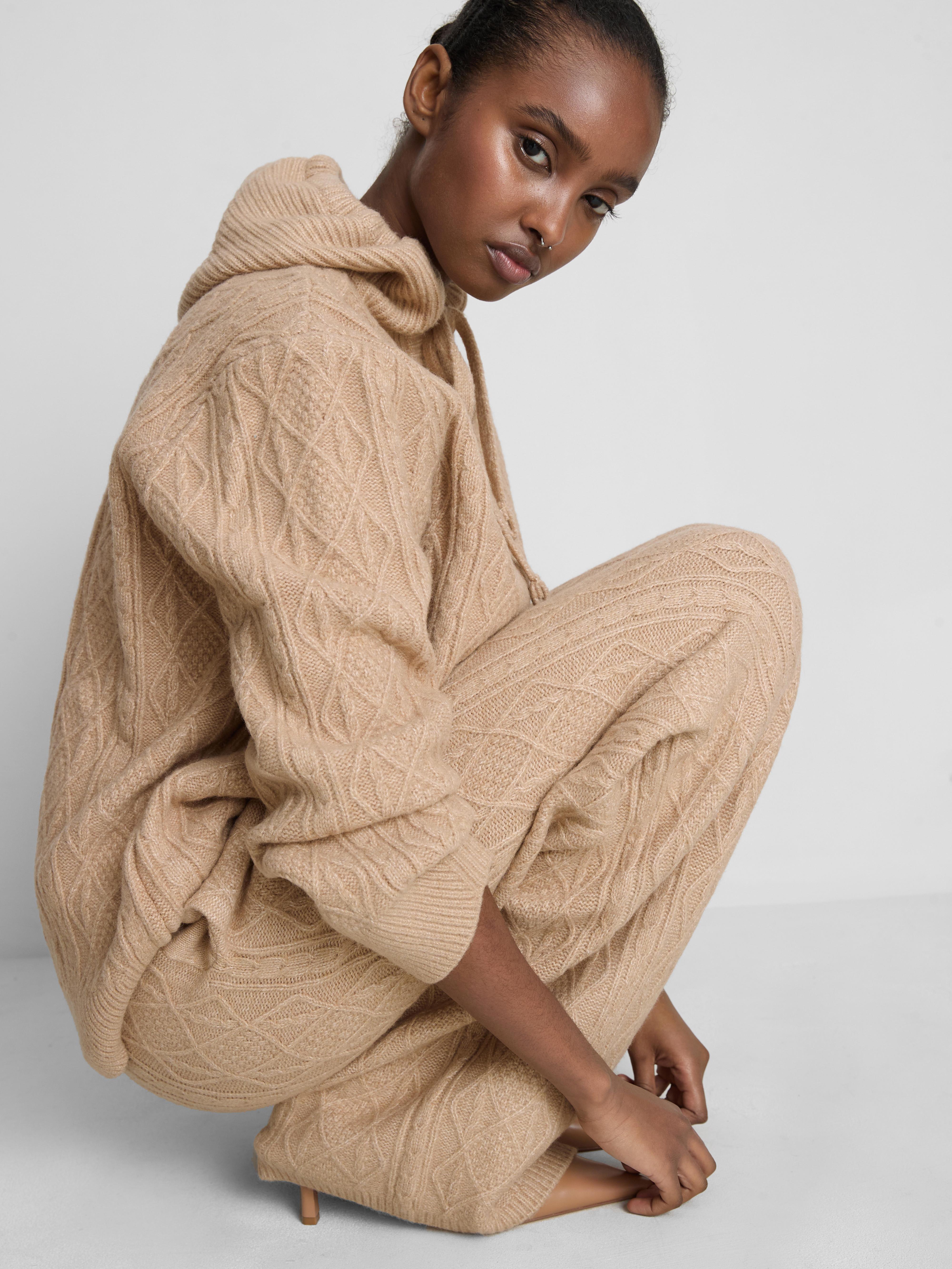 Hose mit weitem Bein und Zopfmuster