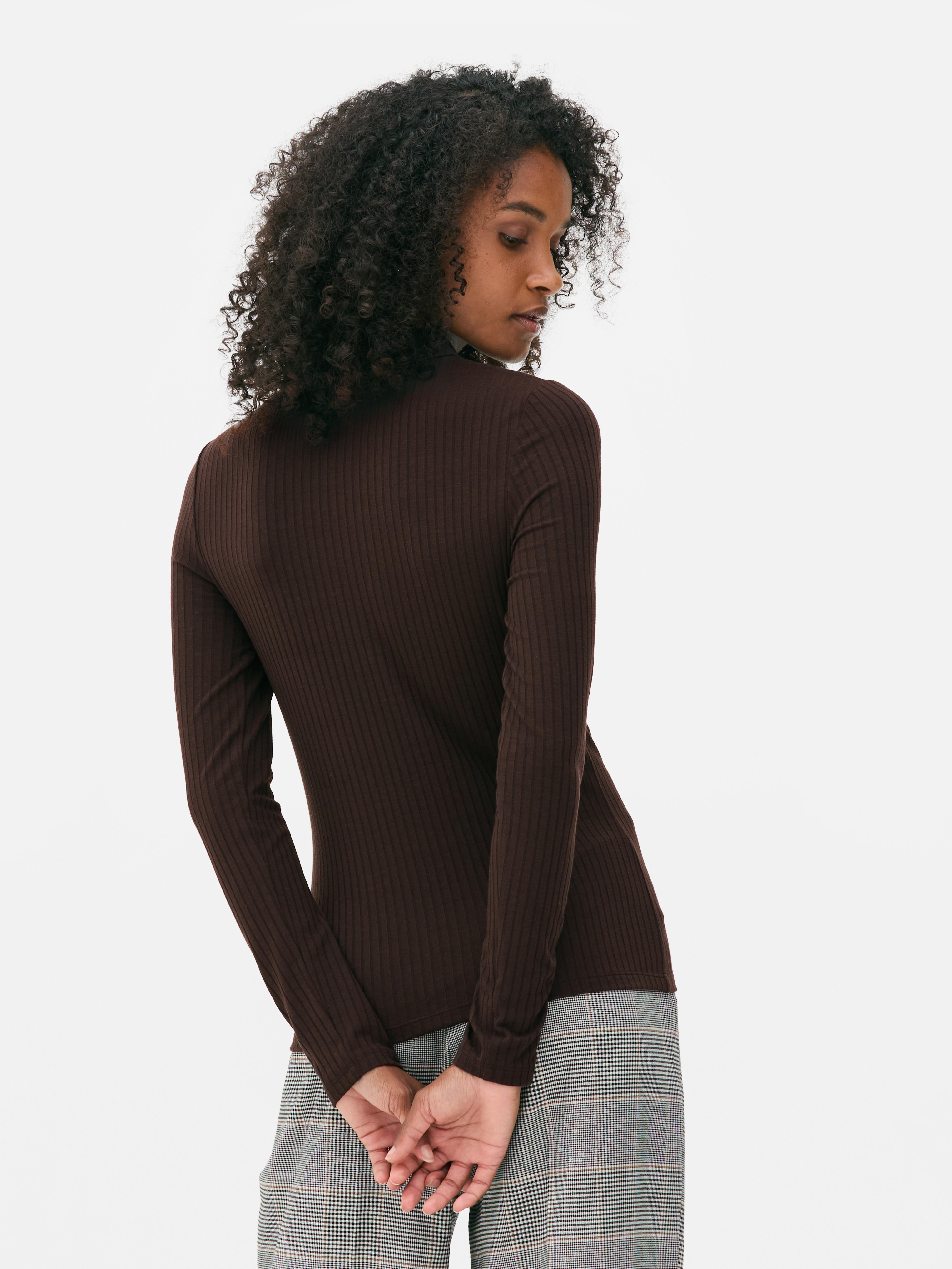 Ribbed Zip Collar Top