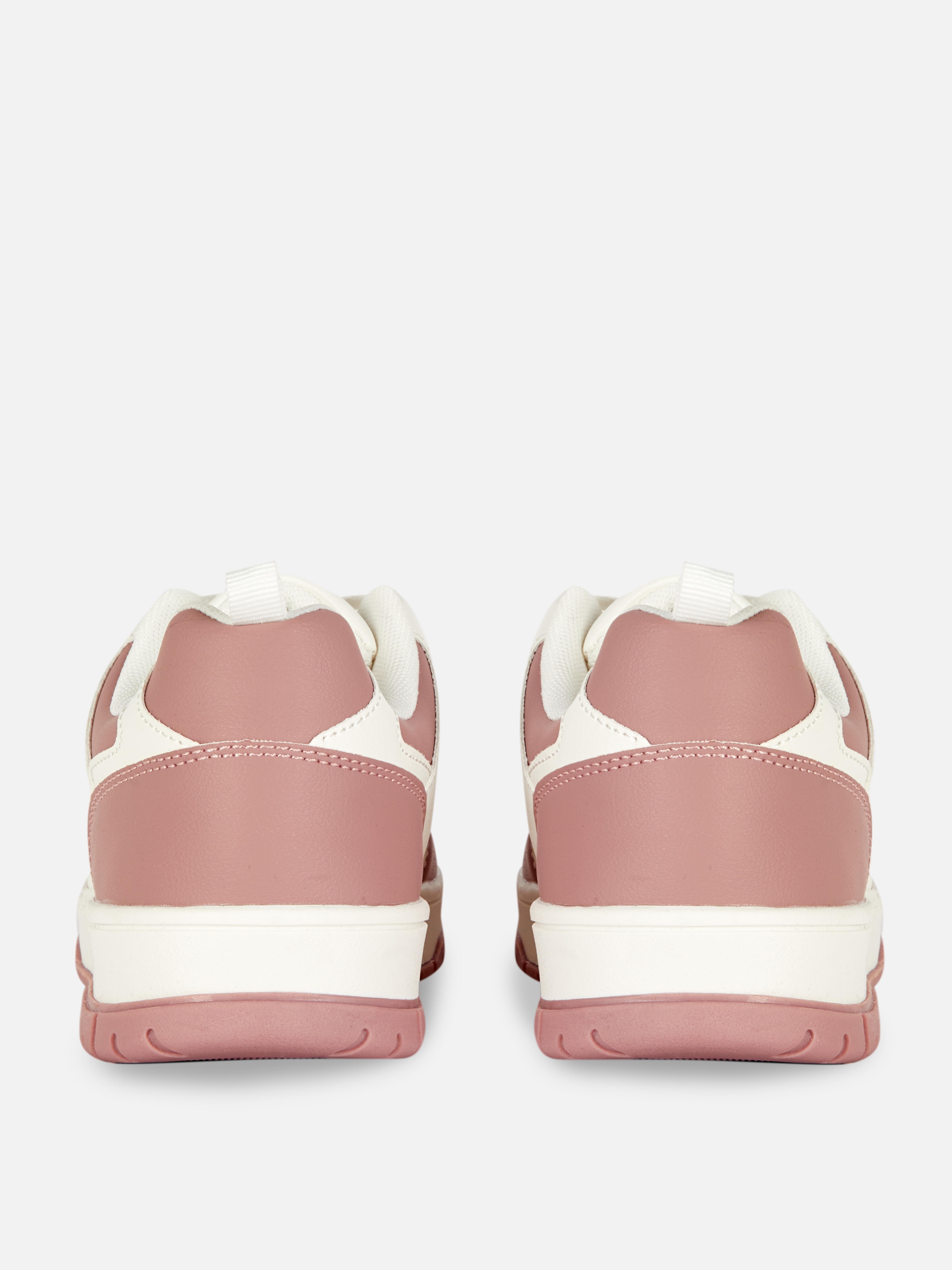 Low-Top-Sneaker