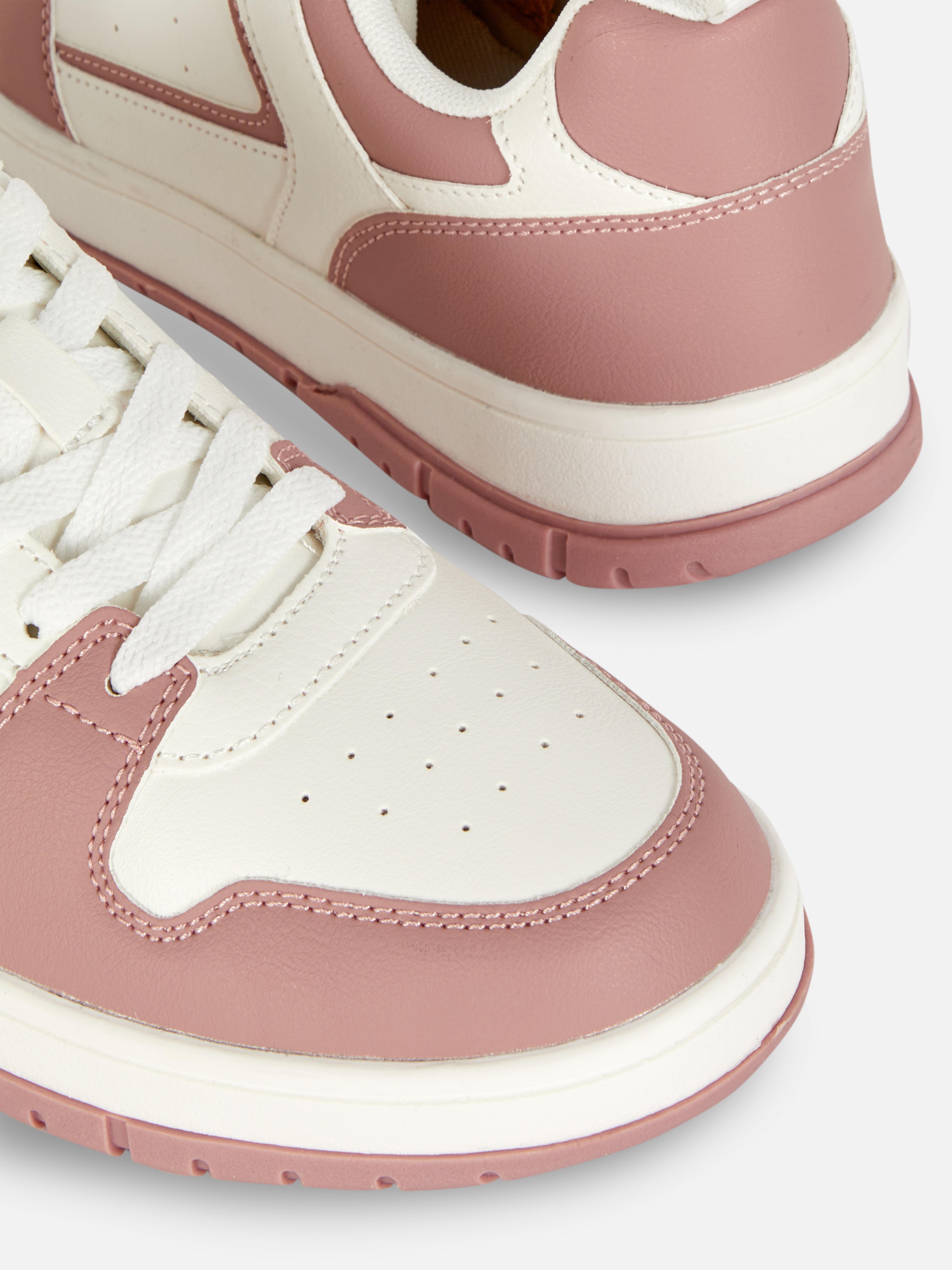 Low-Top-Sneaker