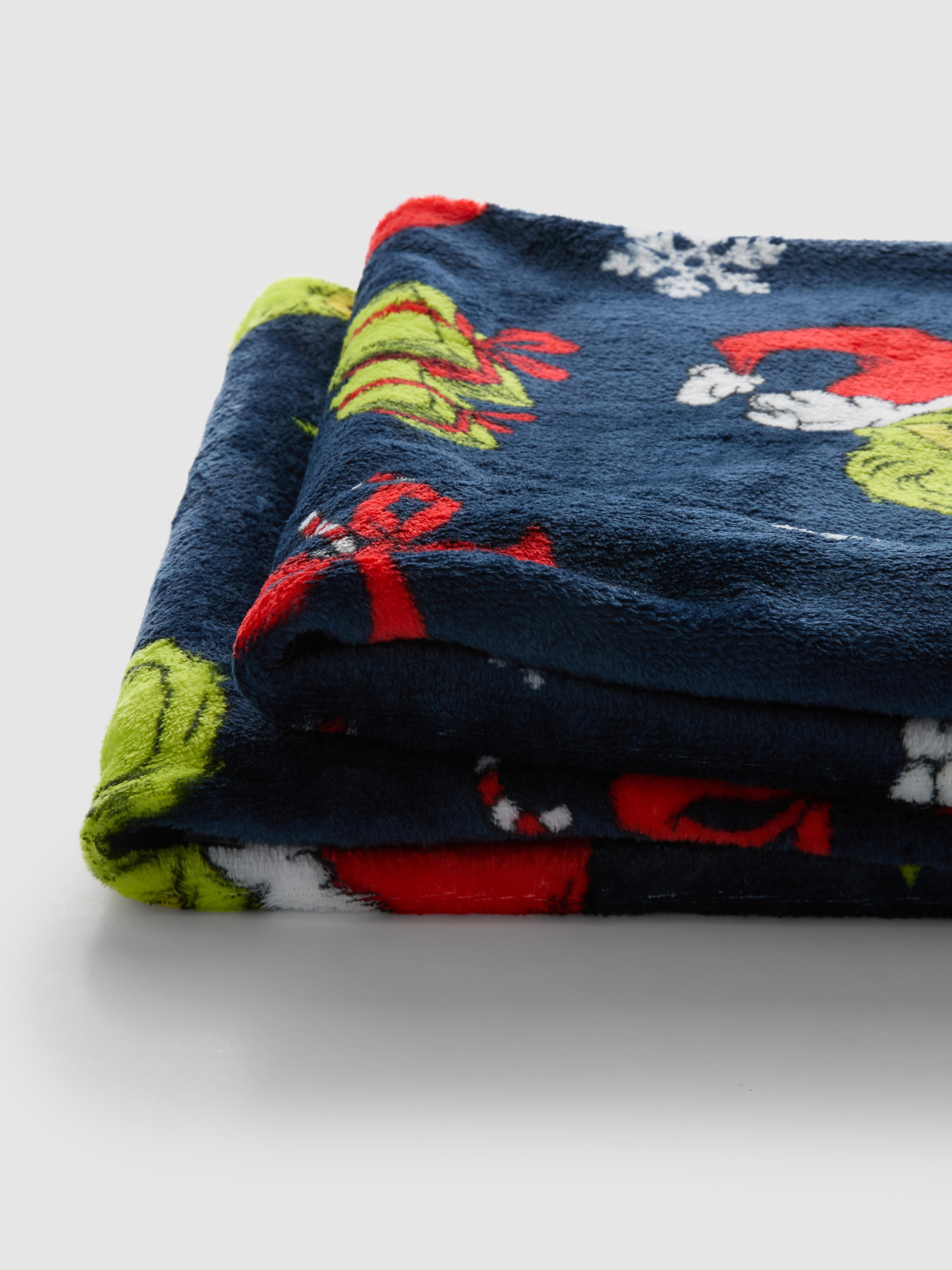 The Grinch Throw