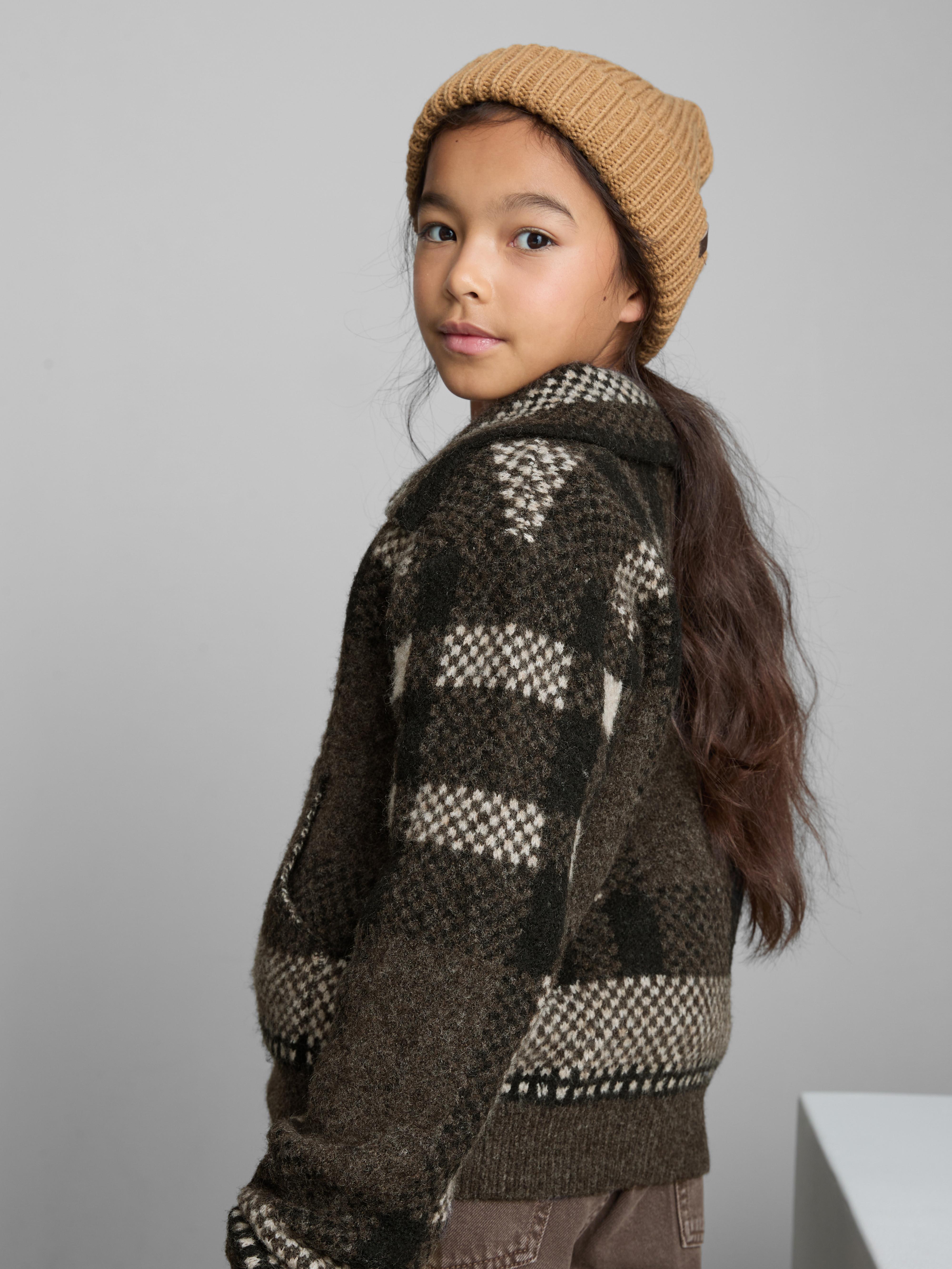 7–15 let | Karirasta jopica z ovratnikom in zadrgo