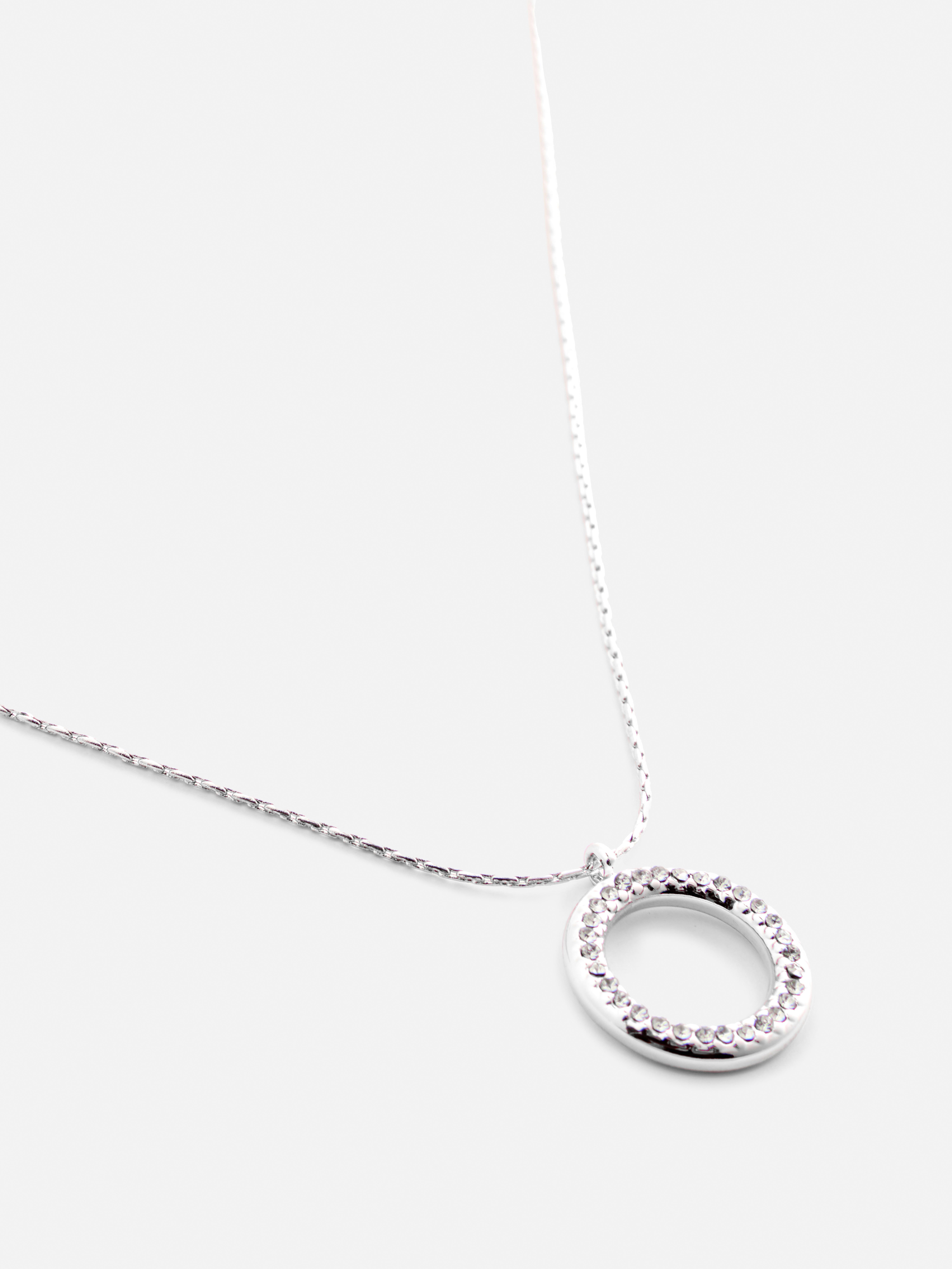 Collier avec pendentif cercle texturé