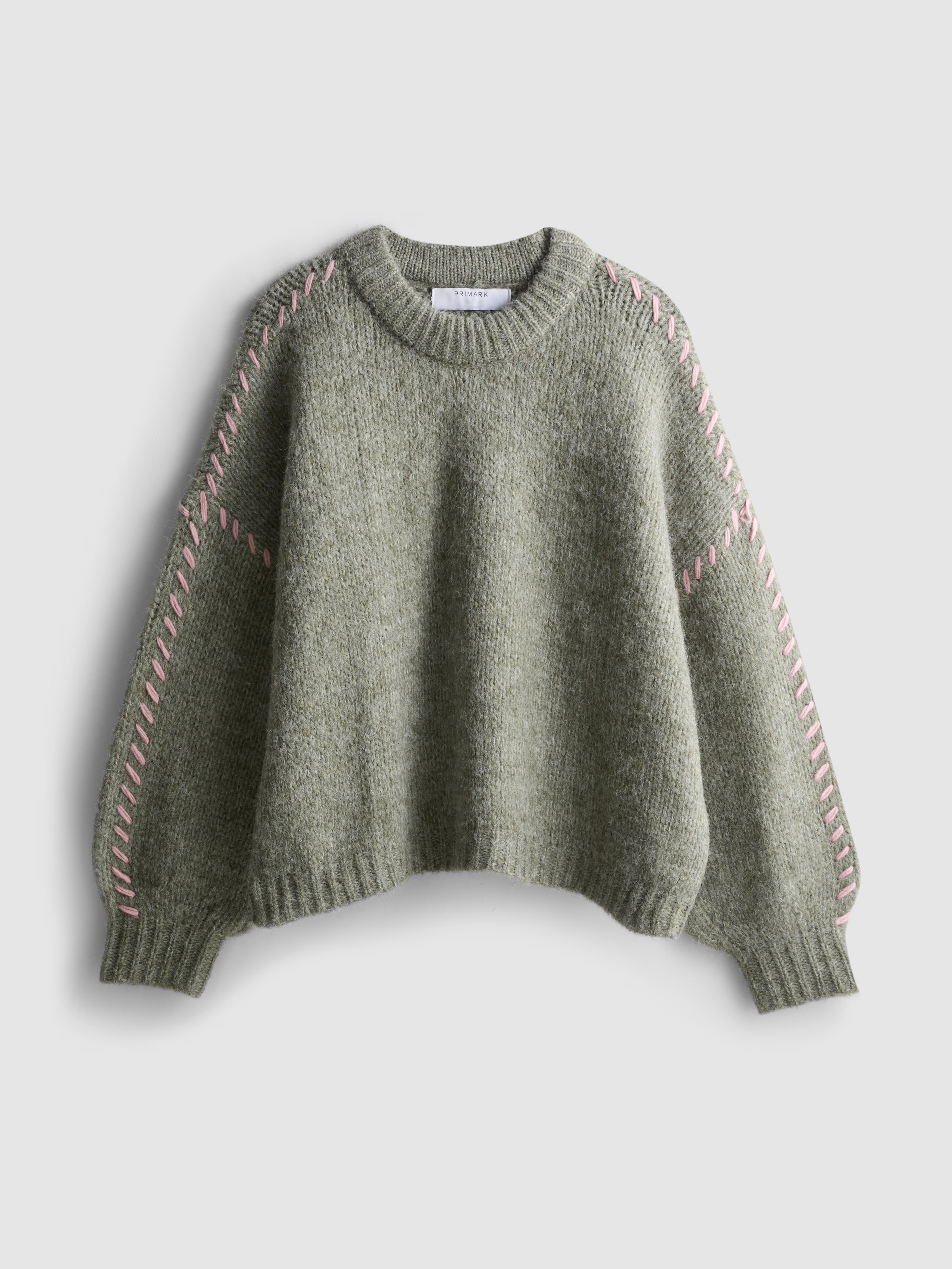 Relaxed Contrast Stitch Jumper